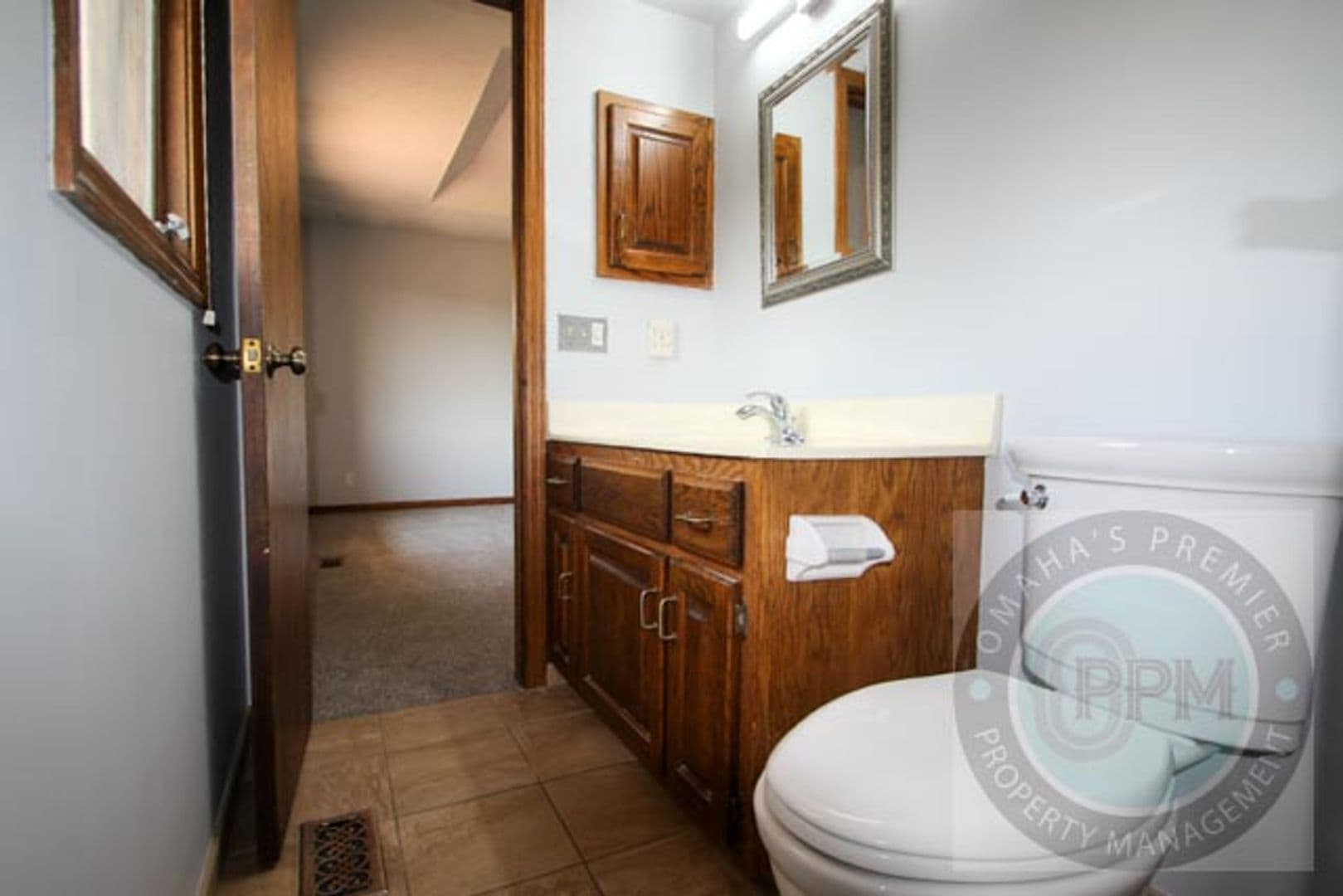 Omaha House: 5614 N 116 Ave Circle