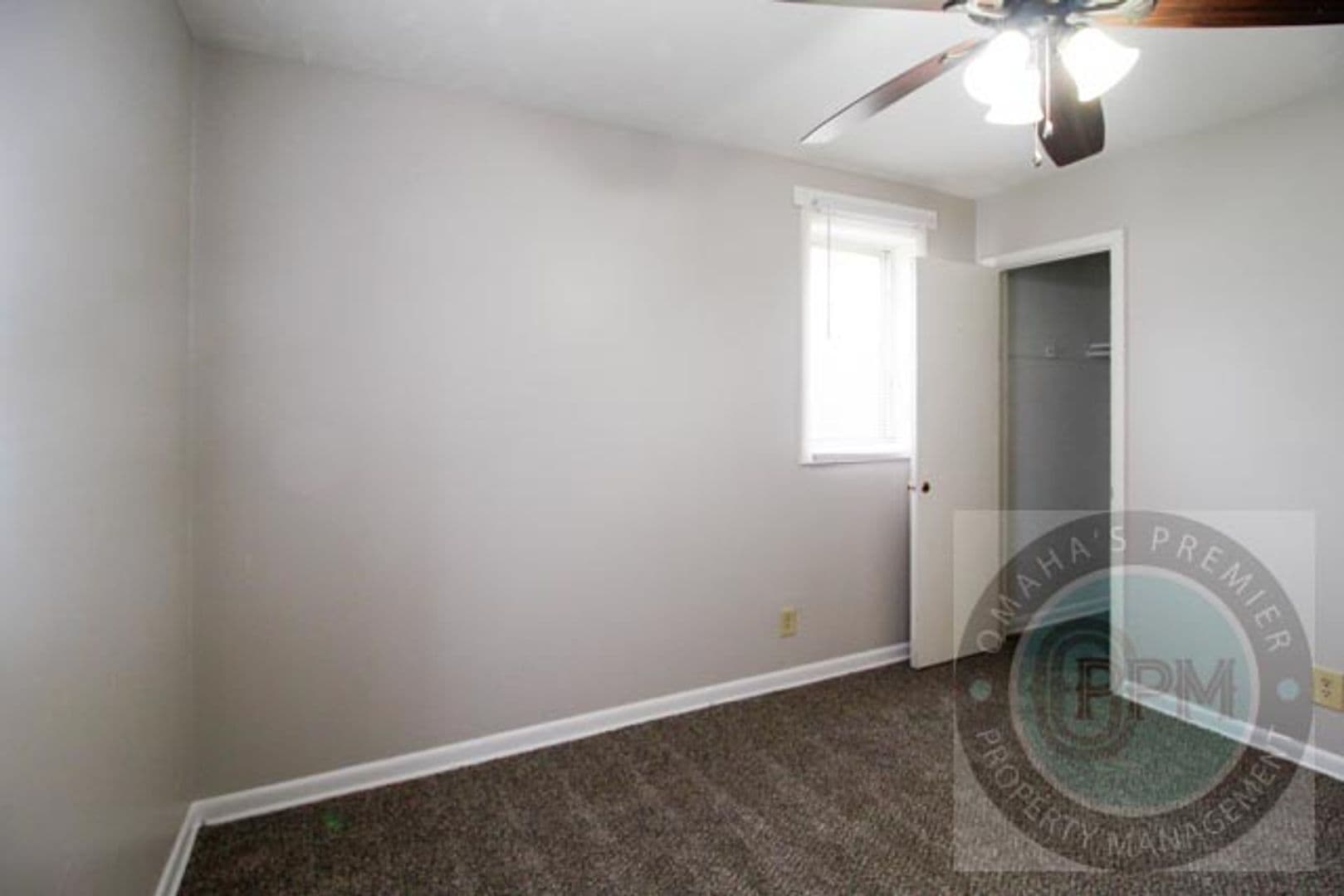 Omaha Apartment: 7303 Decatur St