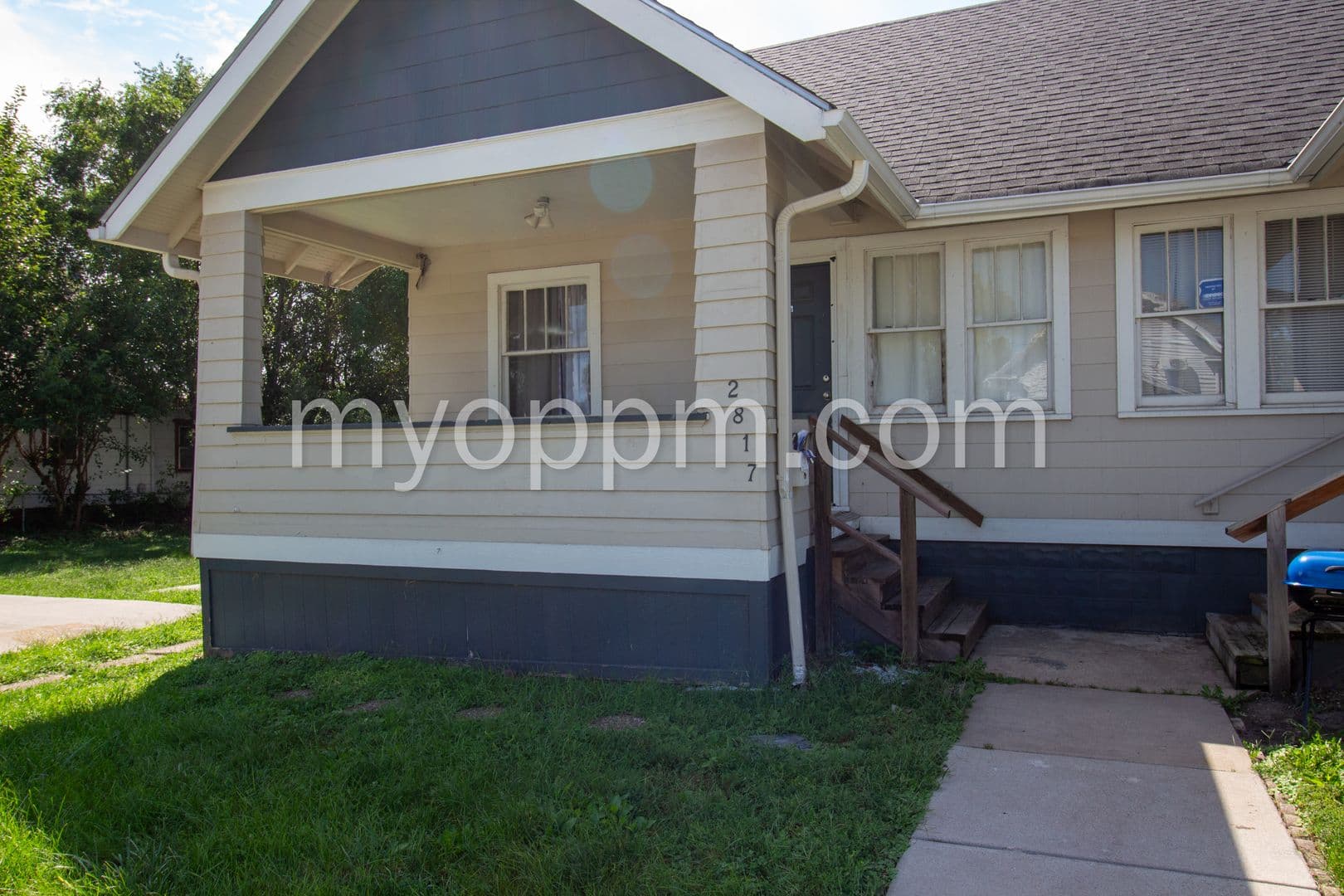 Omaha Apartment: 2817 Spaulding St