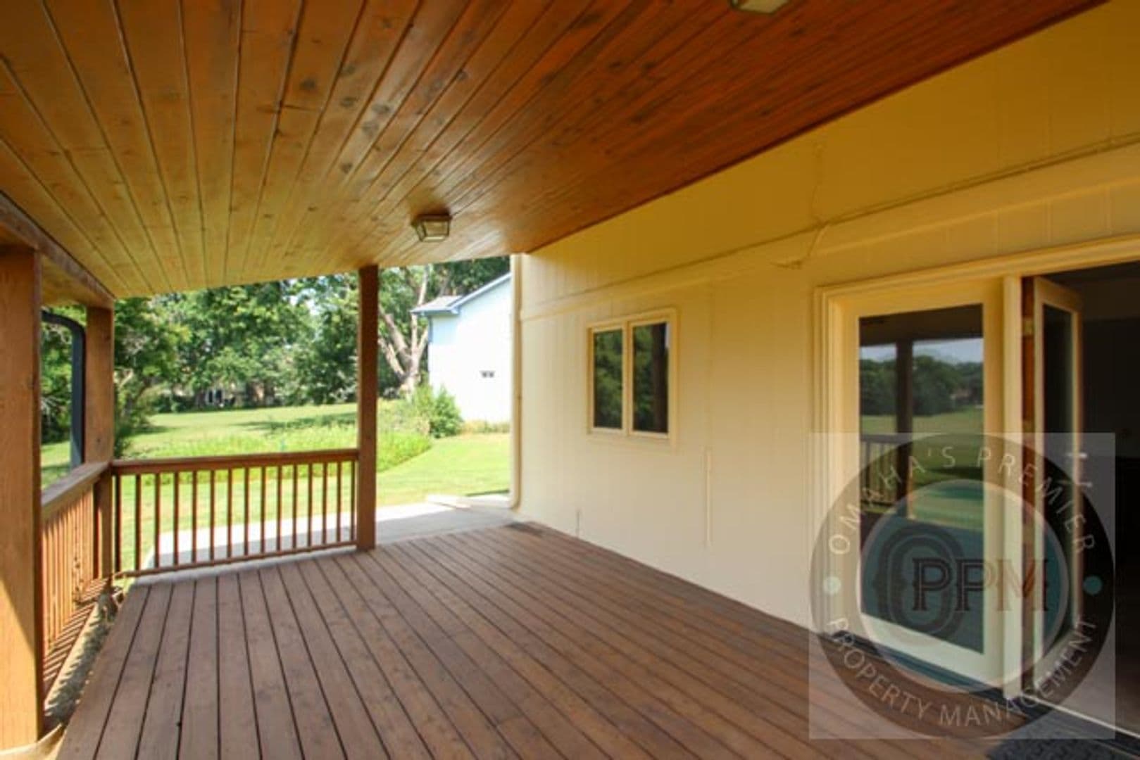 Omaha House: 5614 N 116 Ave Circle