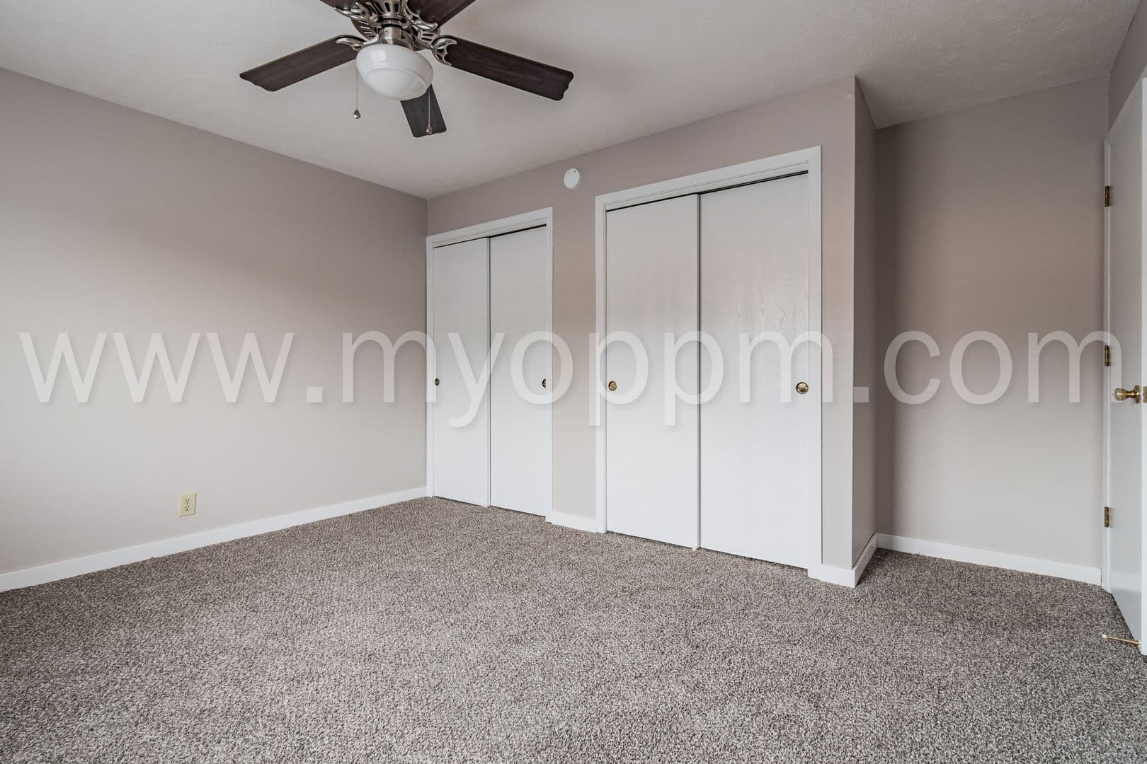 Omaha Apartment: 1711/1715 N 73rd St