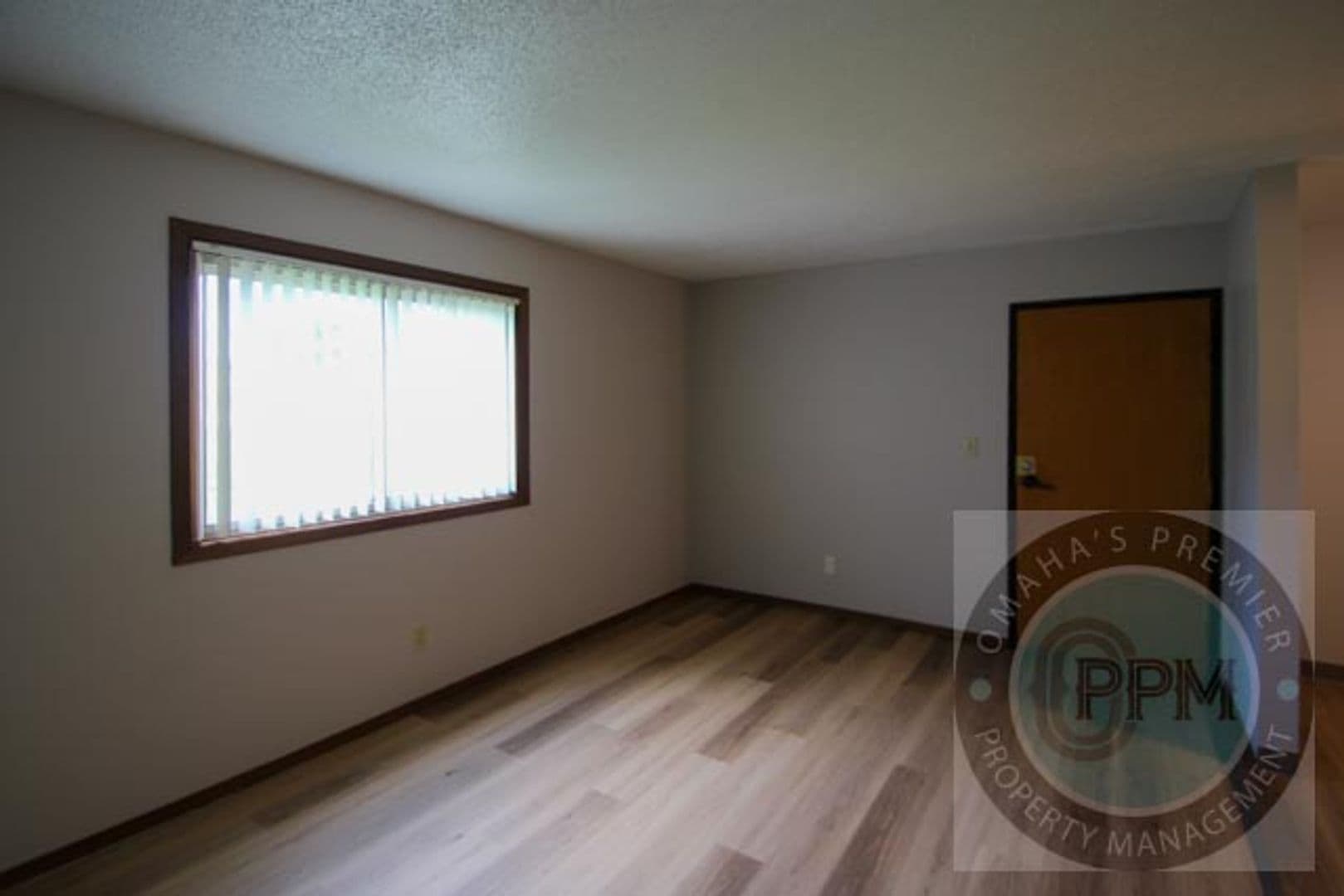 Bennington Apartment: 15605 N 4th St