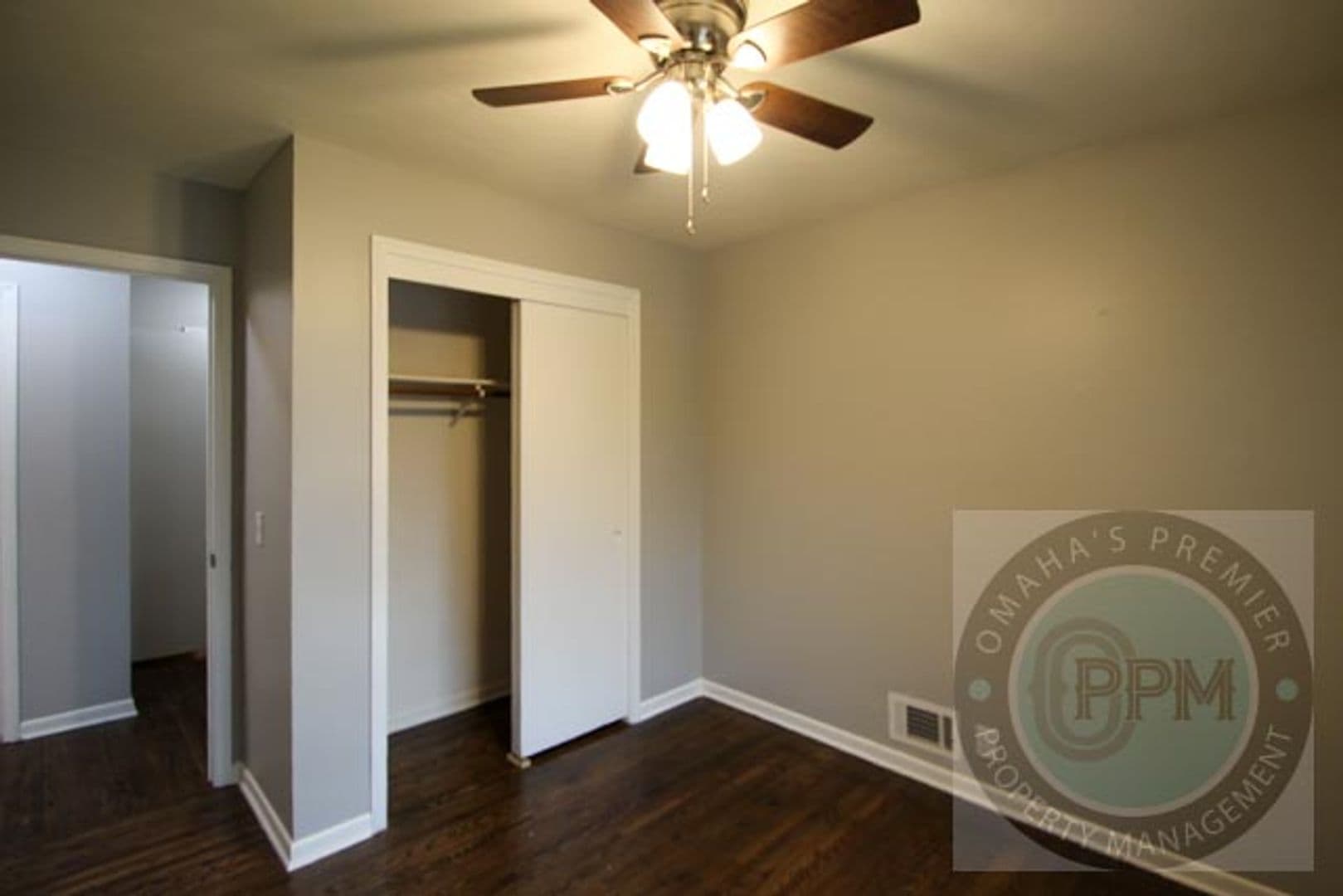 Bellevue House: 7313 S 50 St