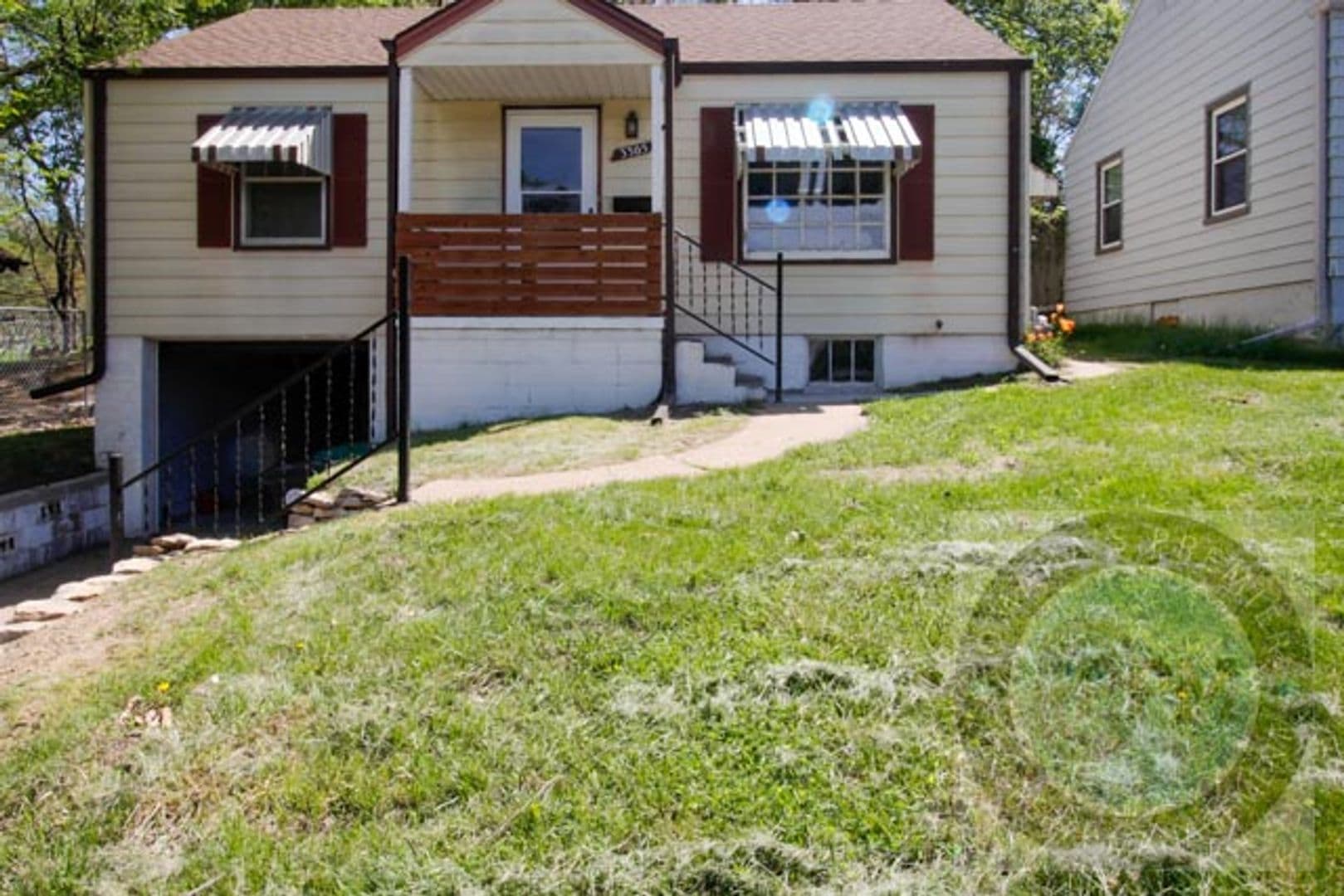 Omaha House: 3305 N 55 St