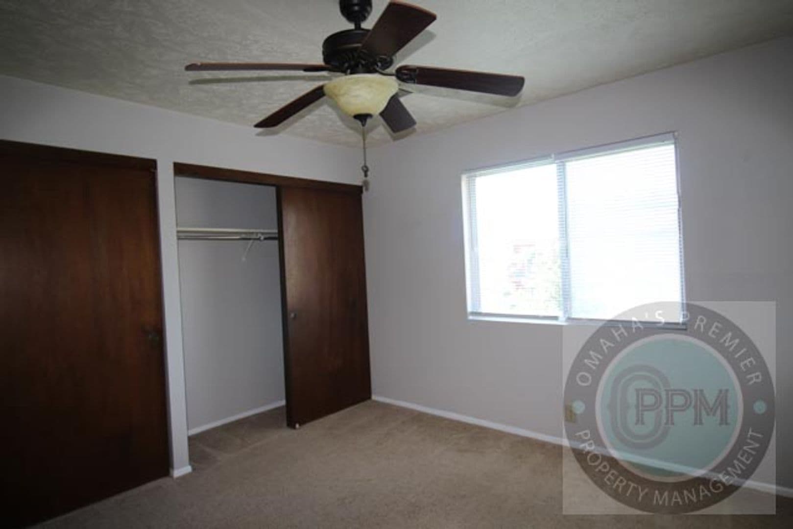 Bellevue Apartment: 818 Lincoln Rd