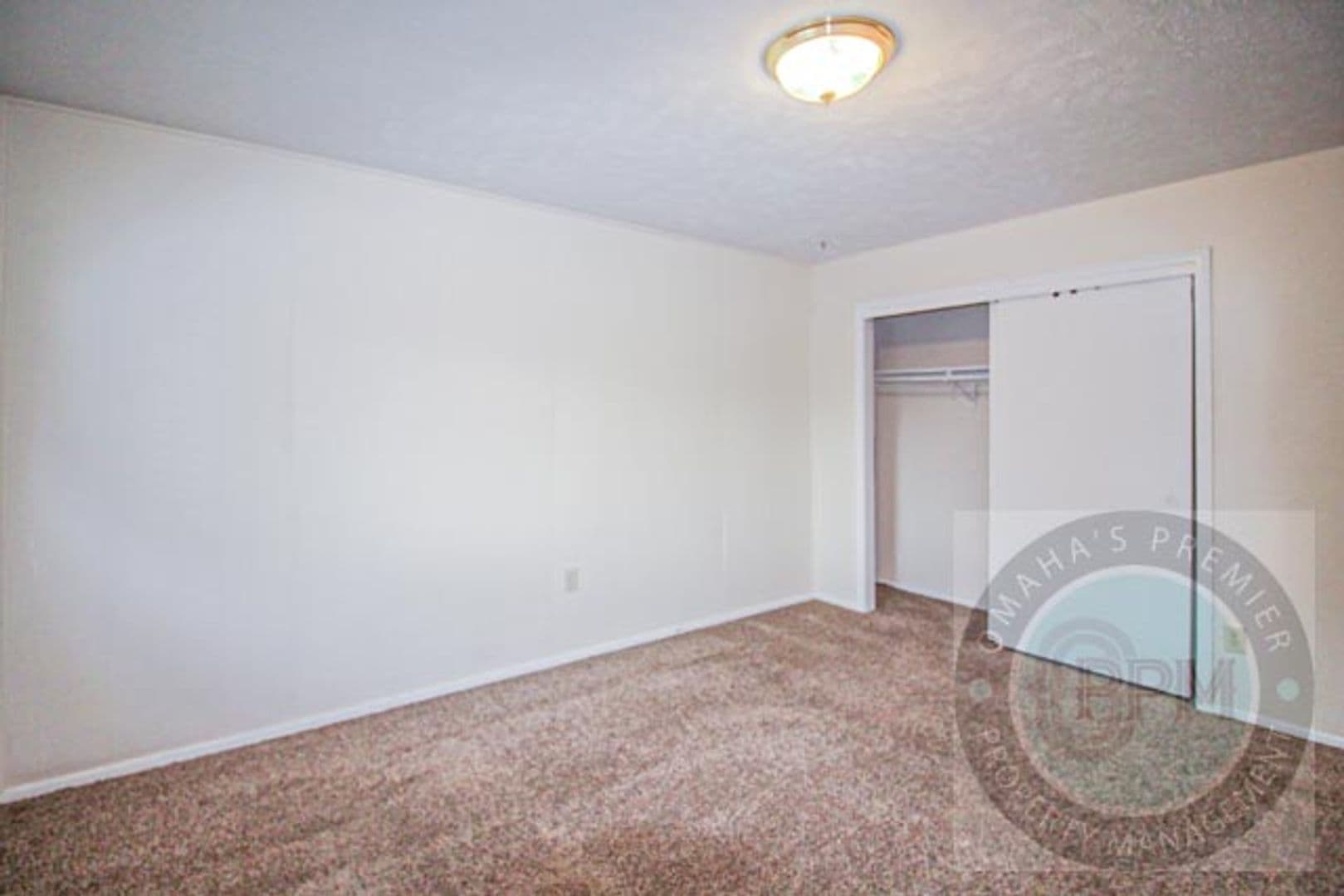 Omaha Apartment: 6519 Lafayette Ave