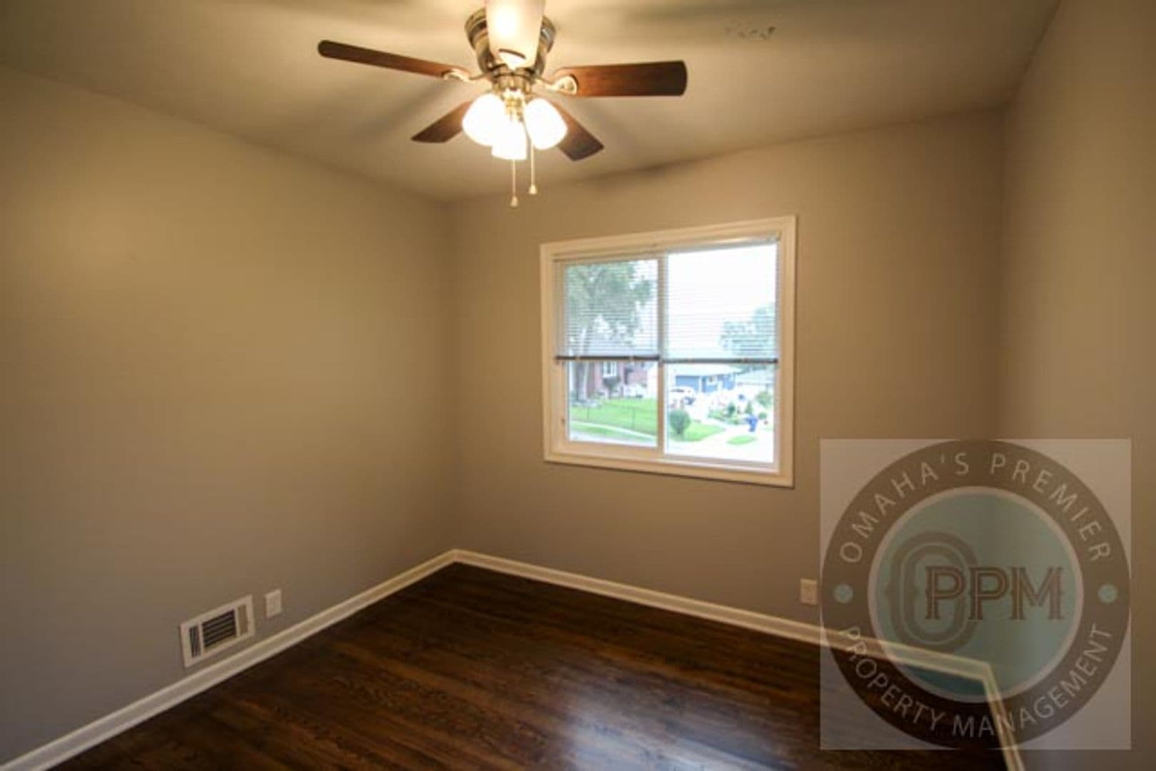Bellevue House: 7313 S 50 St