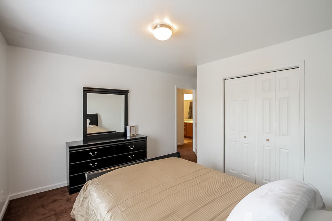 Clarksville Townhome: 535 Lafayette Rd