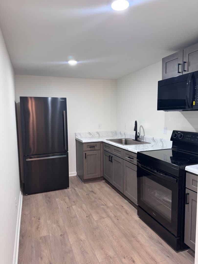 Clarksville Apartment: 23 Proctor Dr