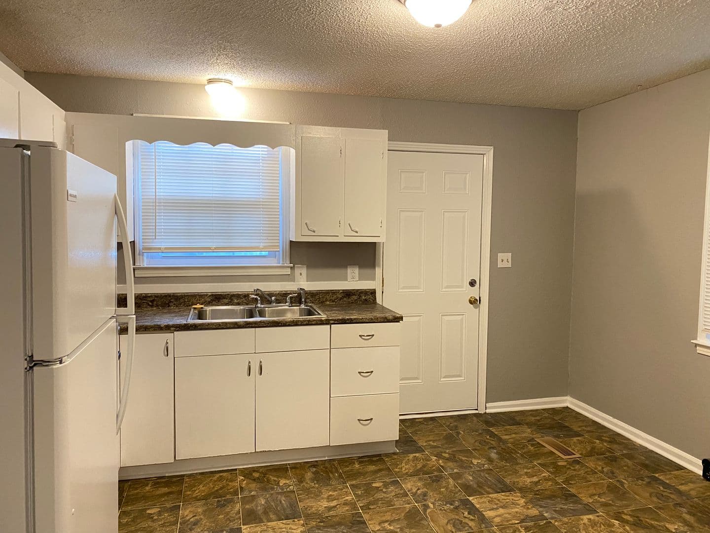 Clarksville House: 222 N. 11th St