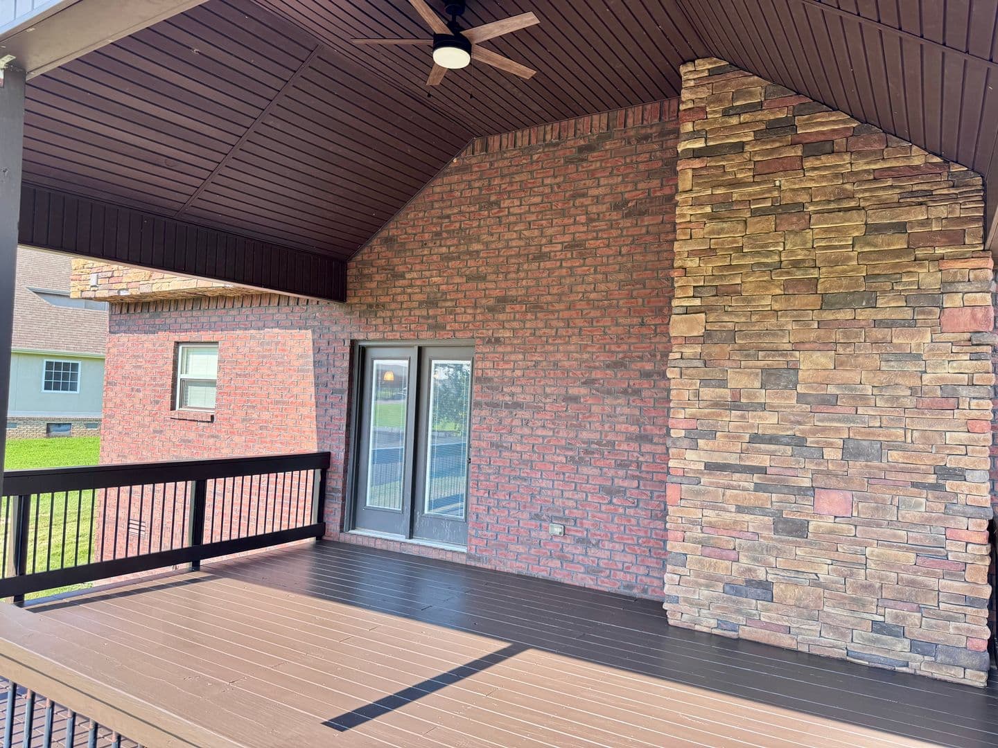 Clarksville House: 1500 Pressler Way