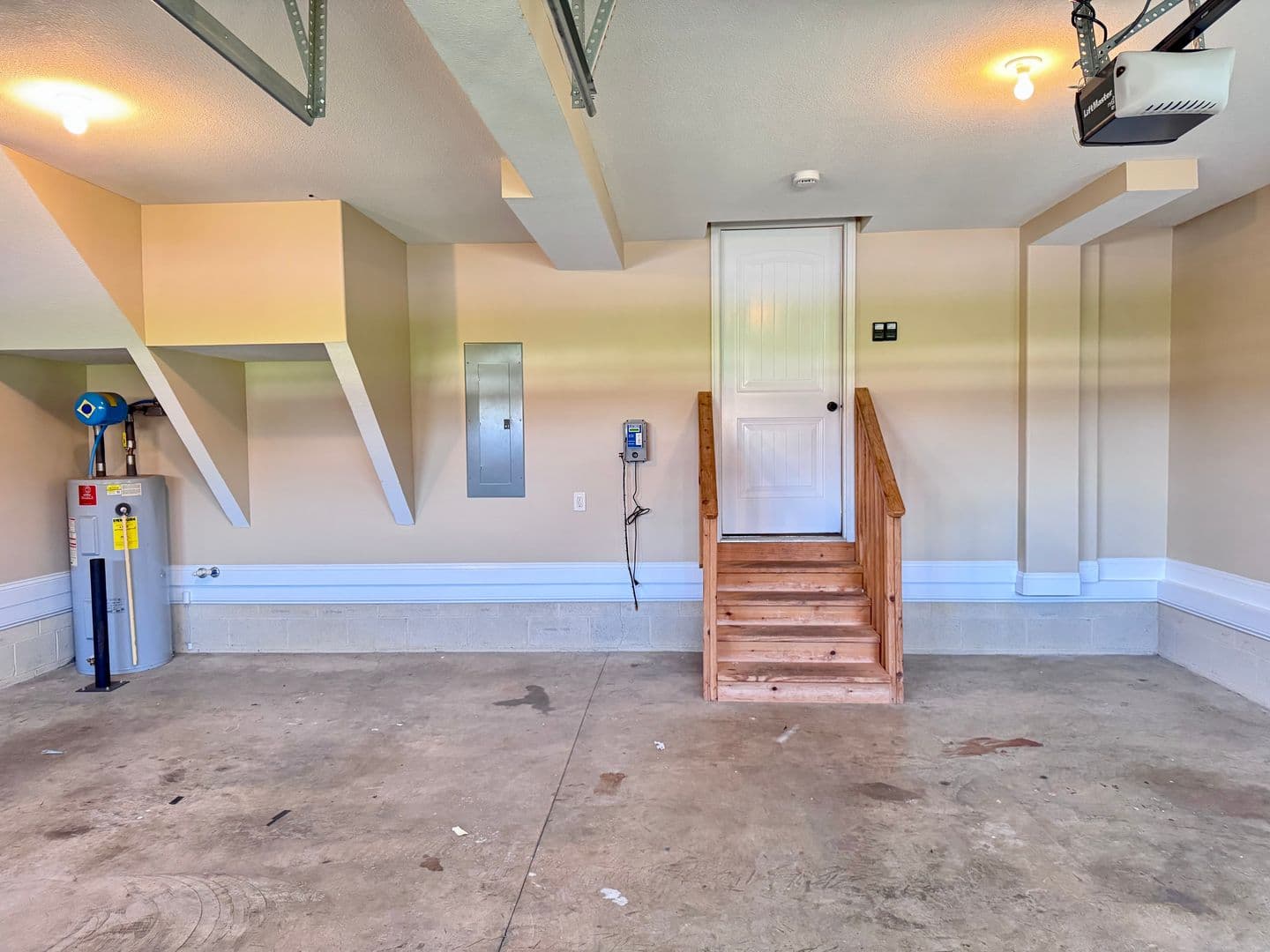 Clarksville House: 1500 Pressler Way