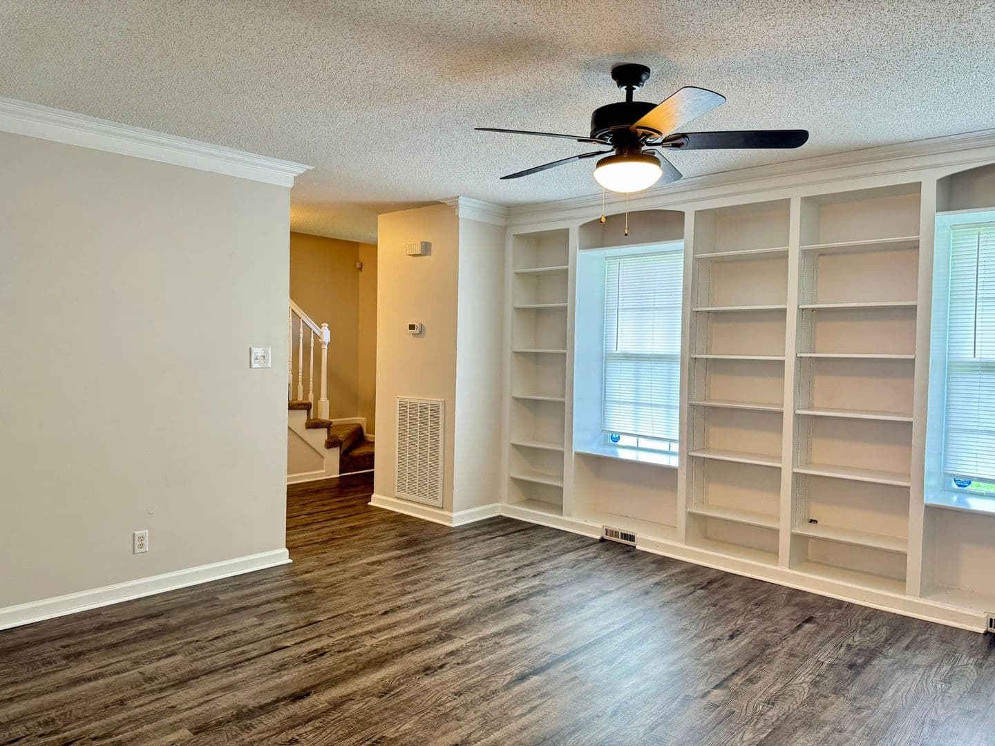 Clarksville House: 1349 Jenny Ln