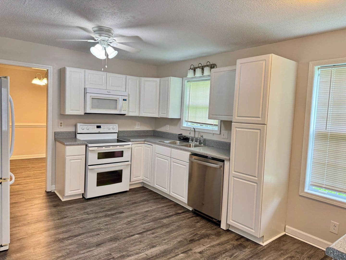 Clarksville House: 1349 Jenny Ln