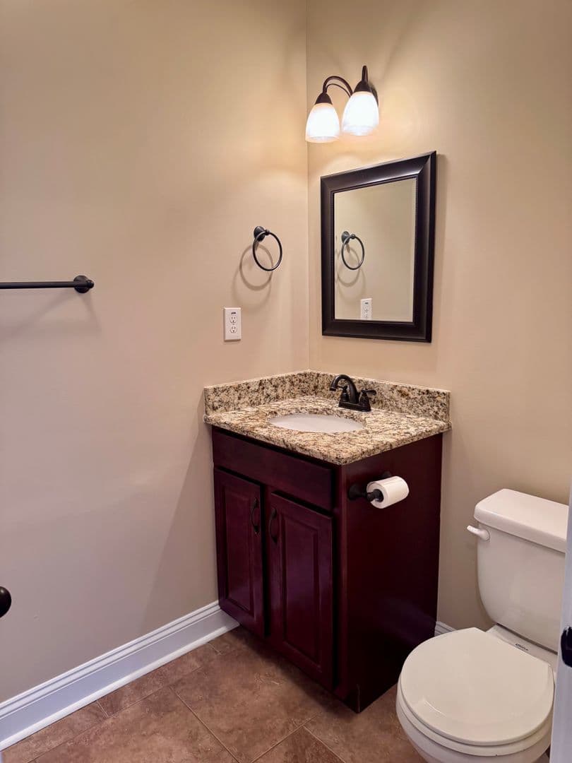 Clarksville House: 1500 Pressler Way