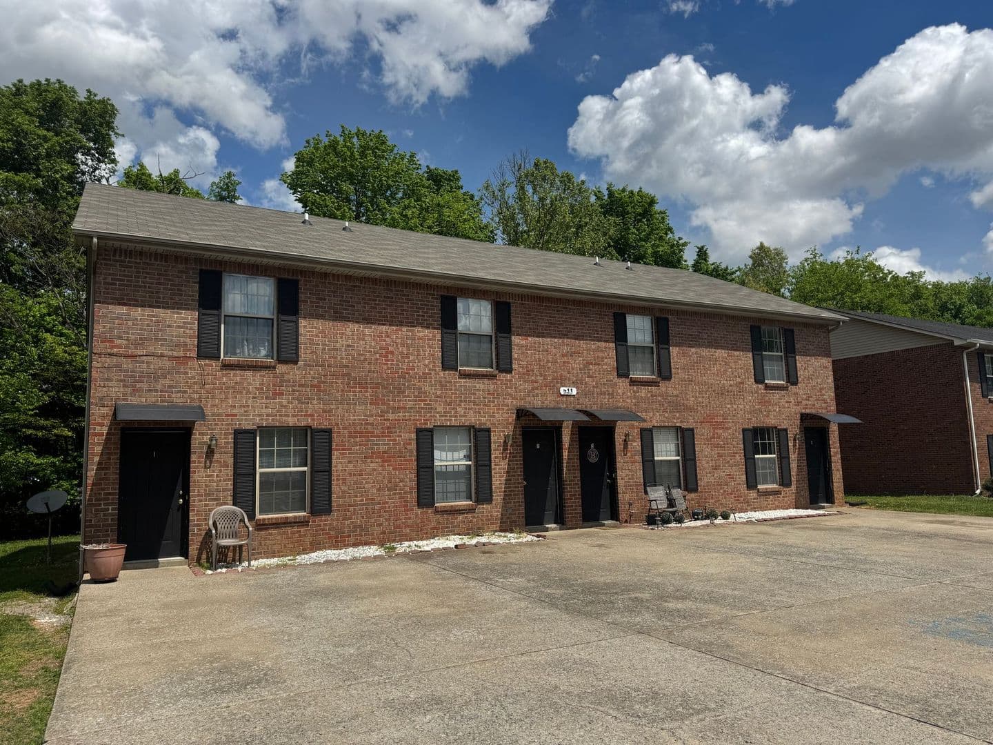 Clarksville Apartment: 111 Hickory Trace Rd