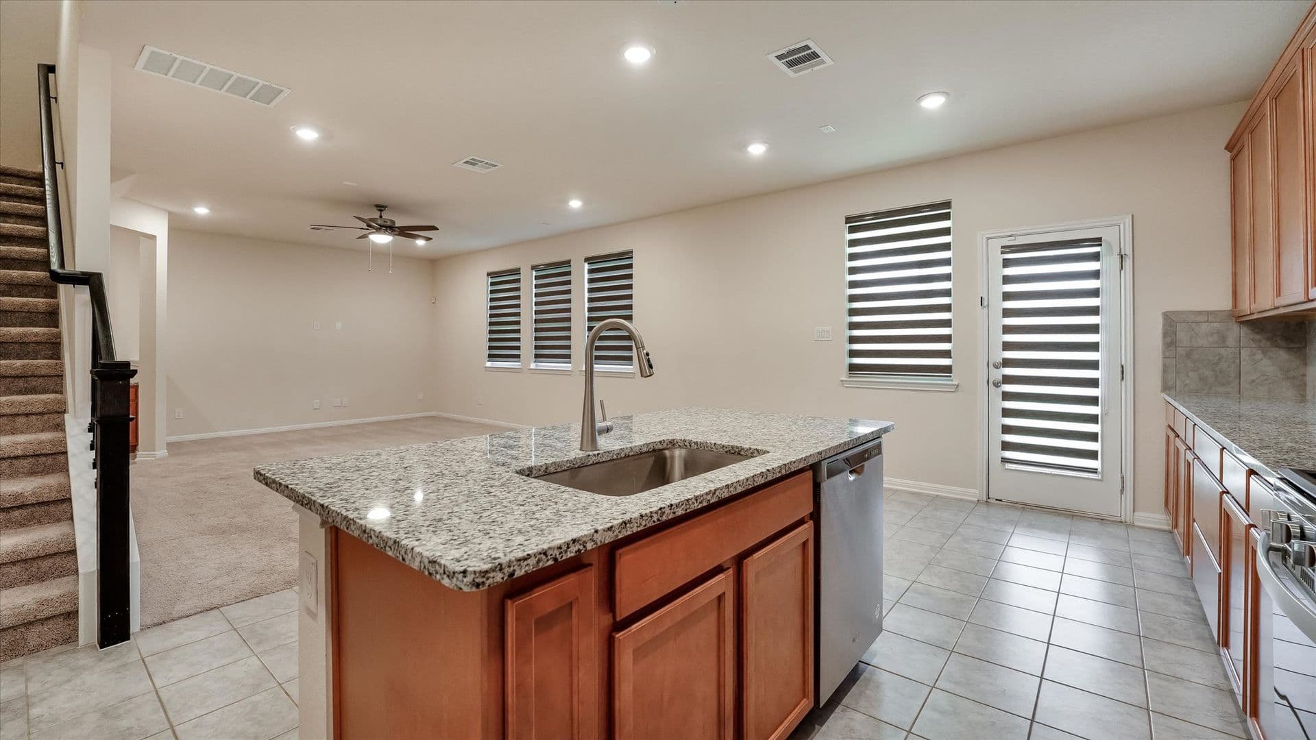 San Antonio House: 2514 Castello Way