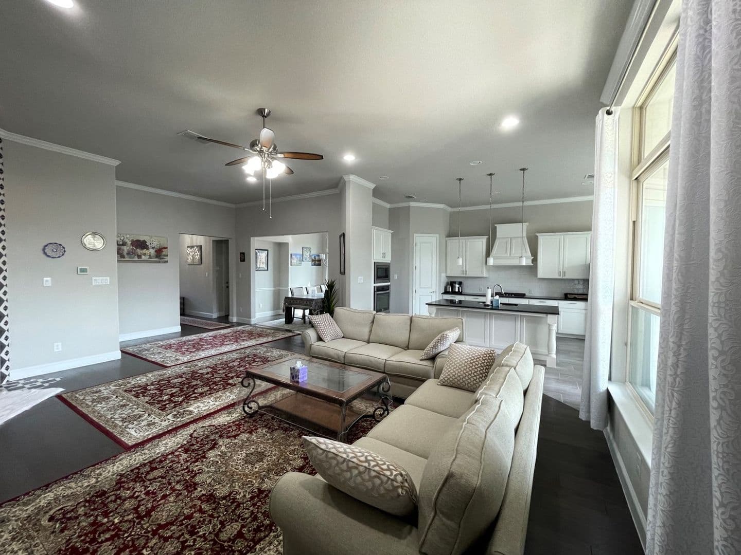 San Antonio House: 7122 Bella Bluff