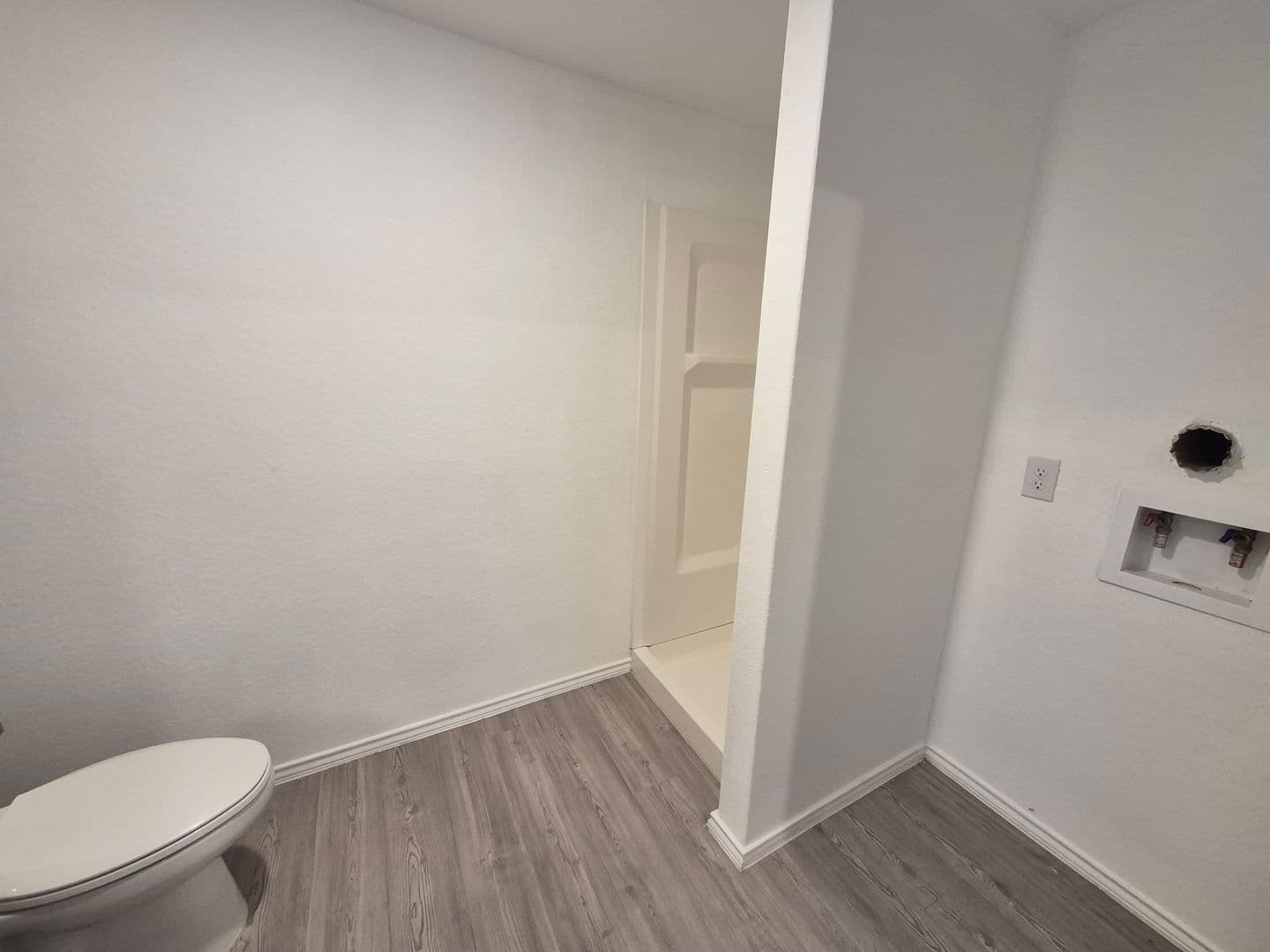 San Antonio House: 6930 Elm Cove