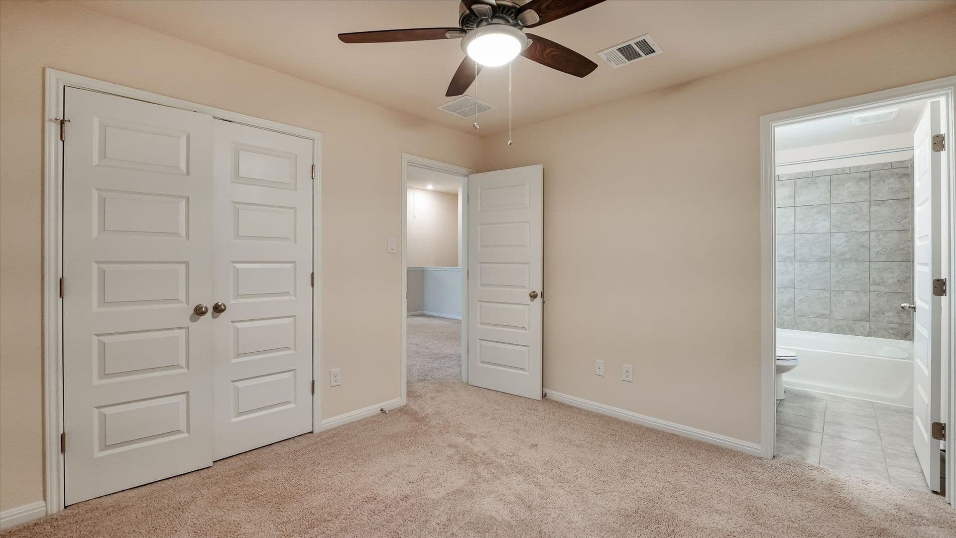 San Antonio House: 2514 Castello Way