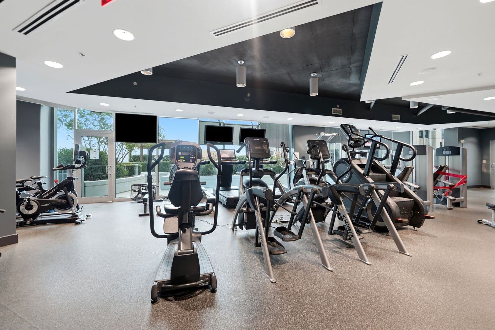 Charlotte Condo: 210 N Church St. #1608