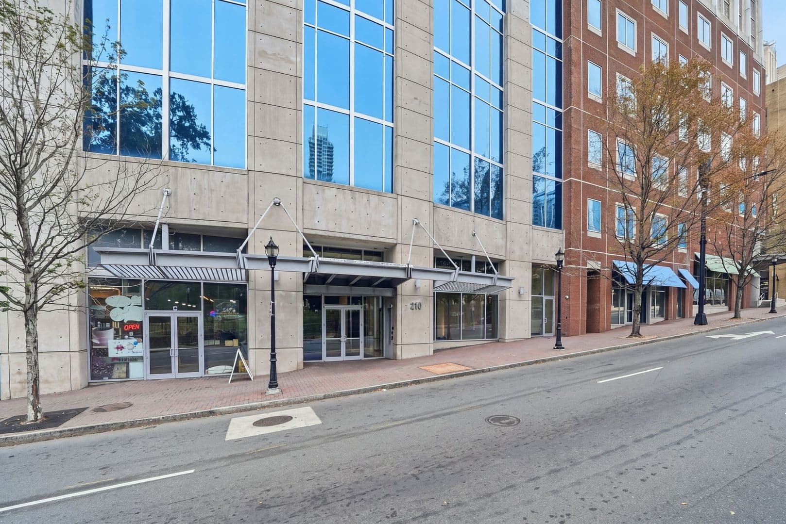 Charlotte Condo: 210 N Church St. #1608
