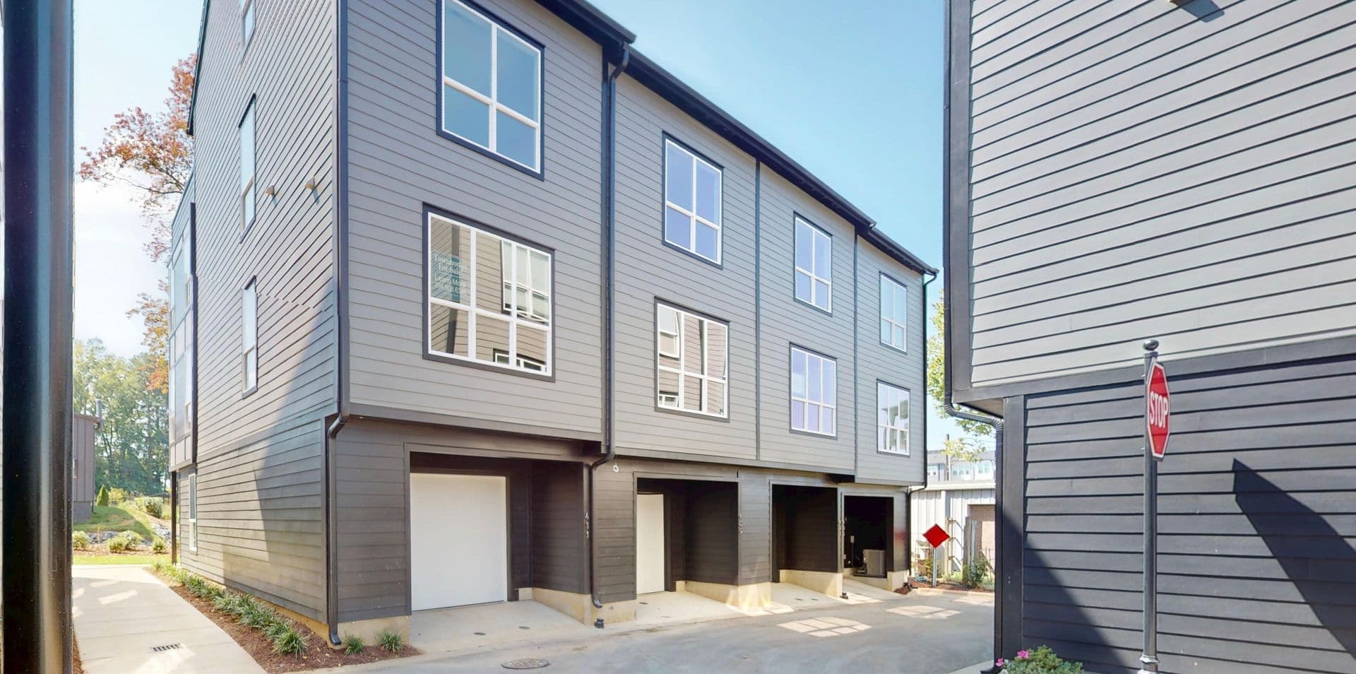 Charlotte Townhome: 409 Devender Lane