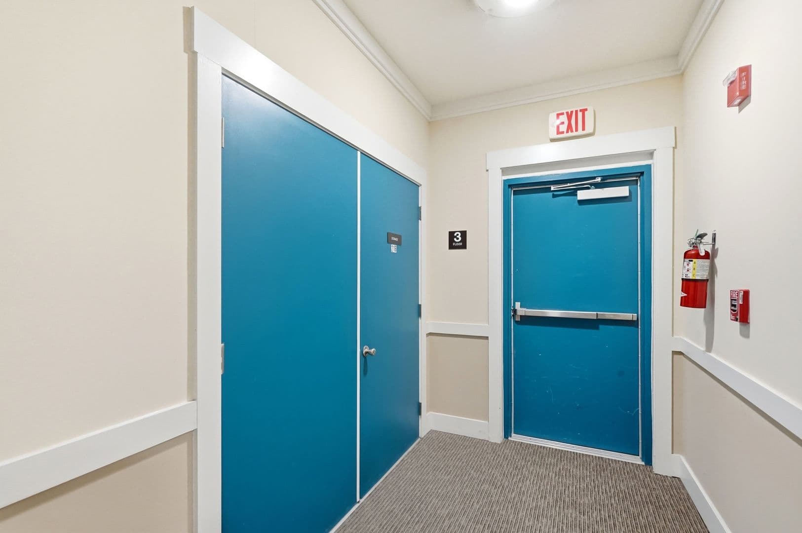 Charlotte Condo: 1000 E Woodlawn Rd #216