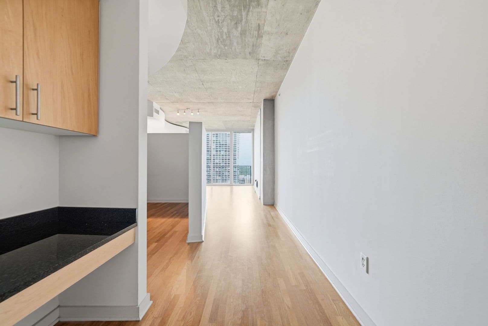Charlotte Condo: 210 N Church St. #1608