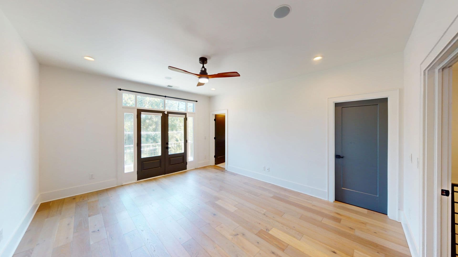 Charlotte Townhome: 617 W Worthington Ave