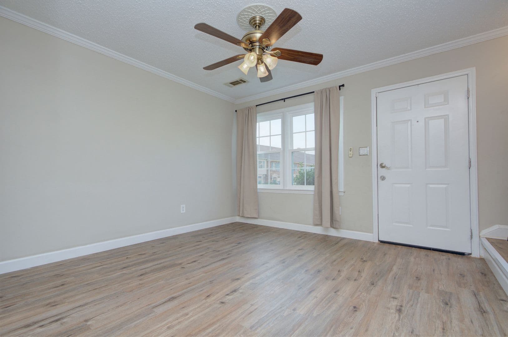 Charlotte Condo: 6242 Old Pineville Road #A