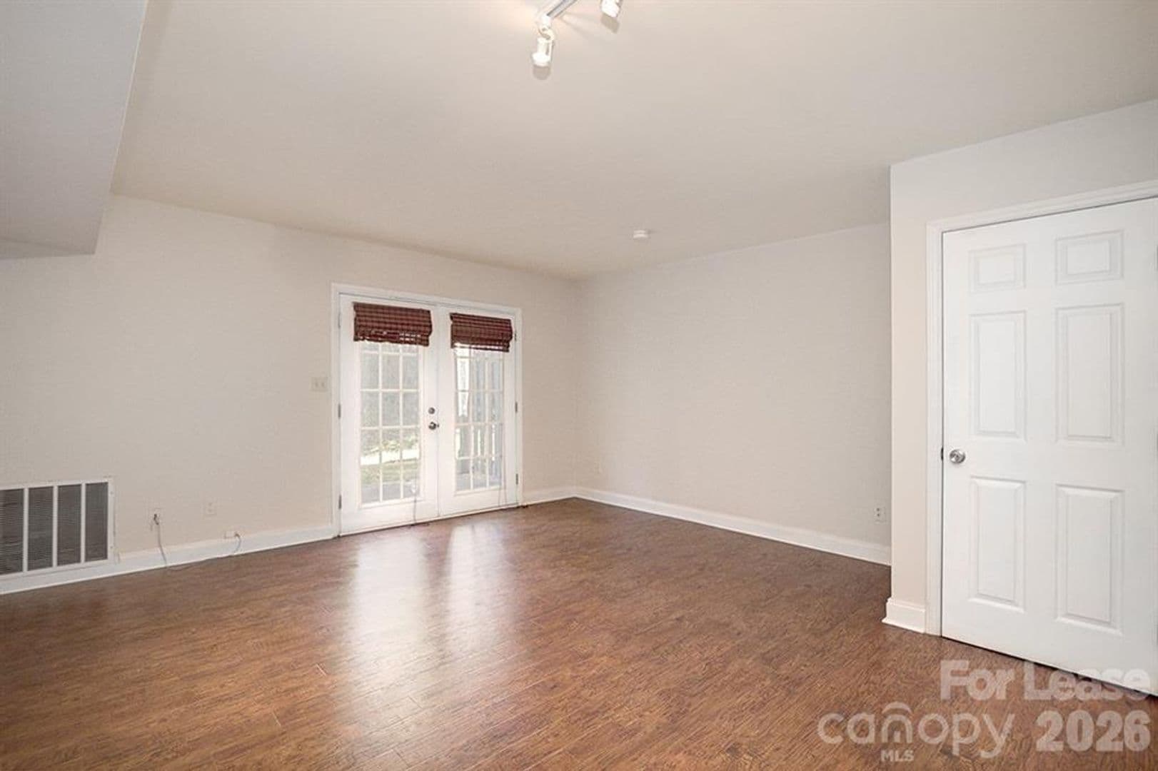 Charlotte House: 951 Hollywood St #K