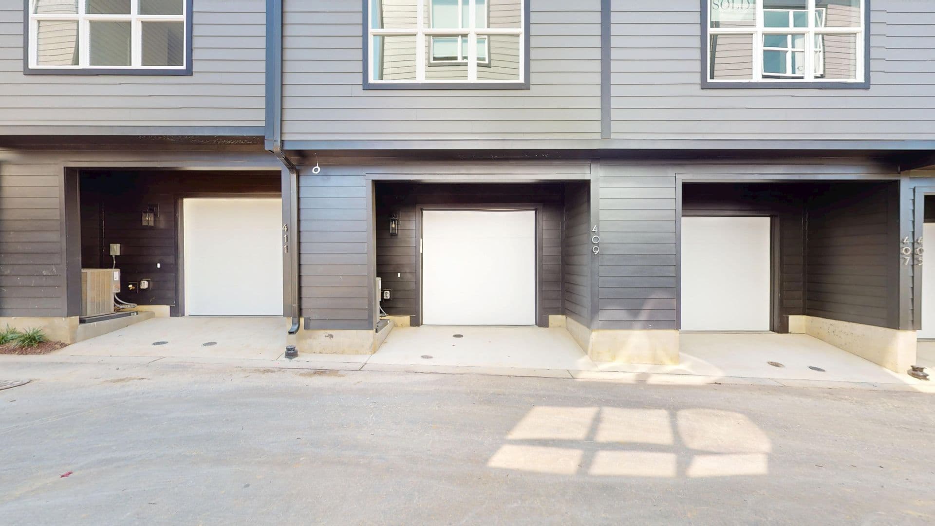 Charlotte Townhome: 409 Devender Lane
