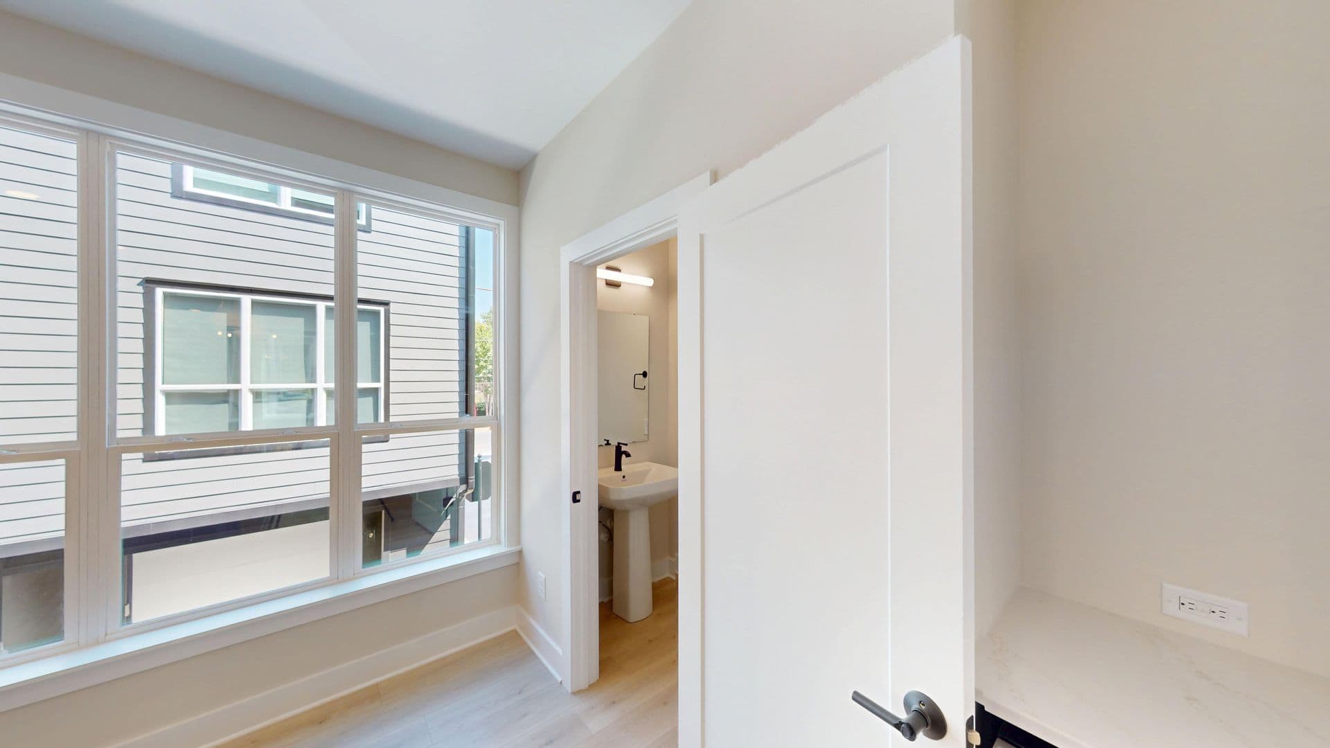 Charlotte Townhome: 409 Devender Lane