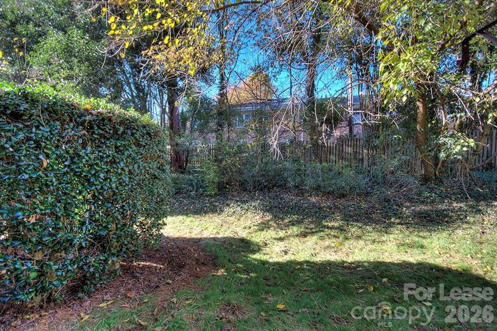 Charlotte House: 951 Hollywood St #K
