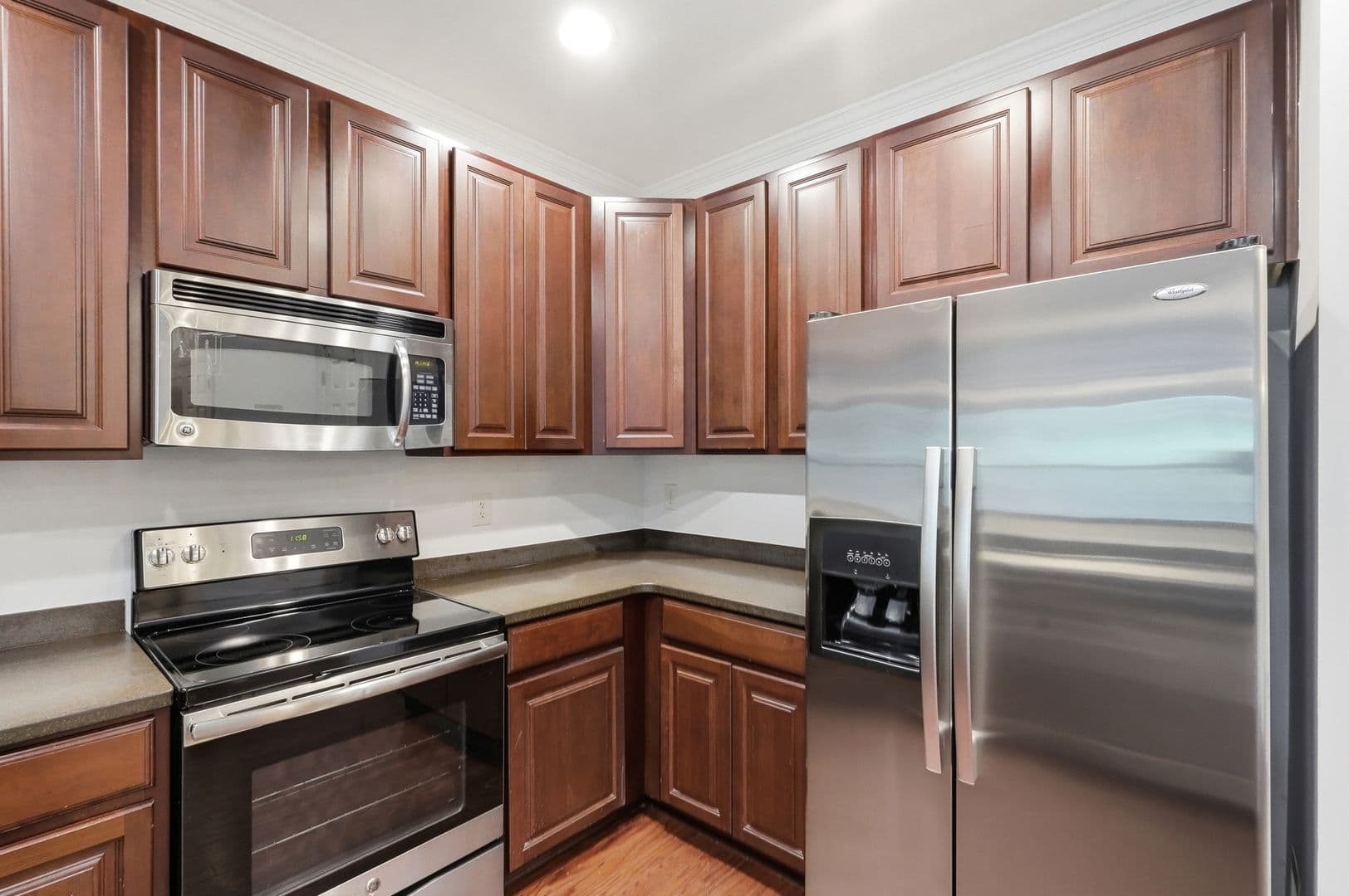 Charlotte Condo: 1000 E Woodlawn Rd #216