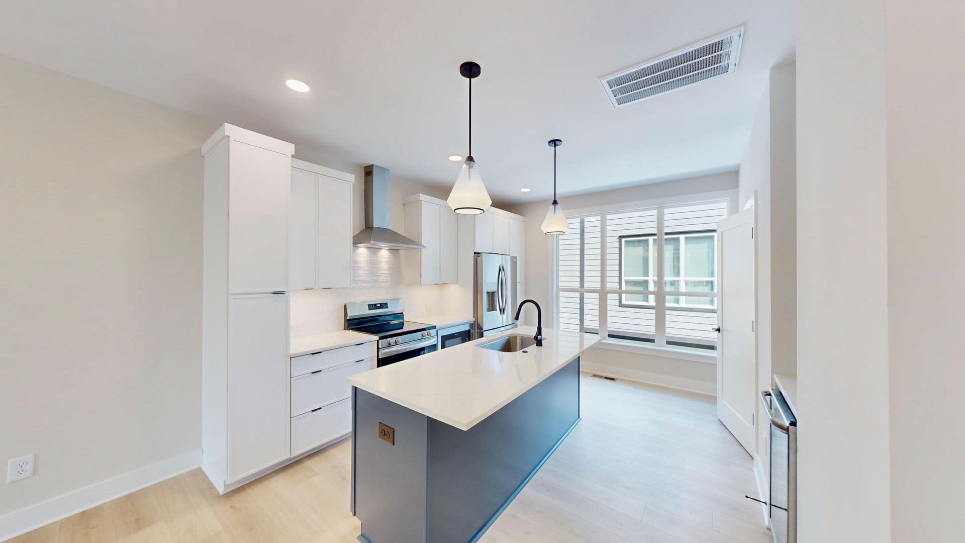 Charlotte Townhome: 409 Devender Lane