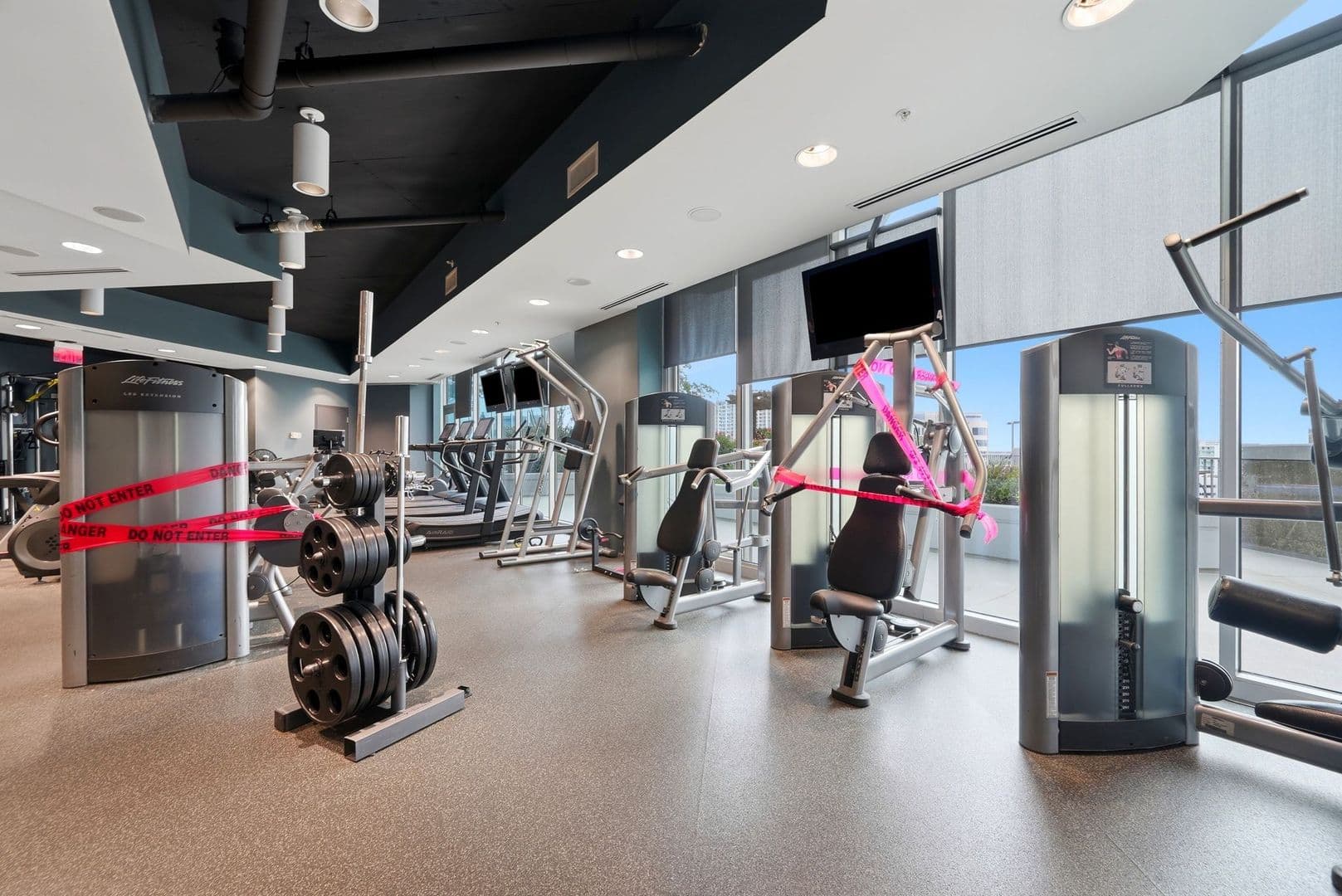 Charlotte Condo: 210 N Church St. #1608