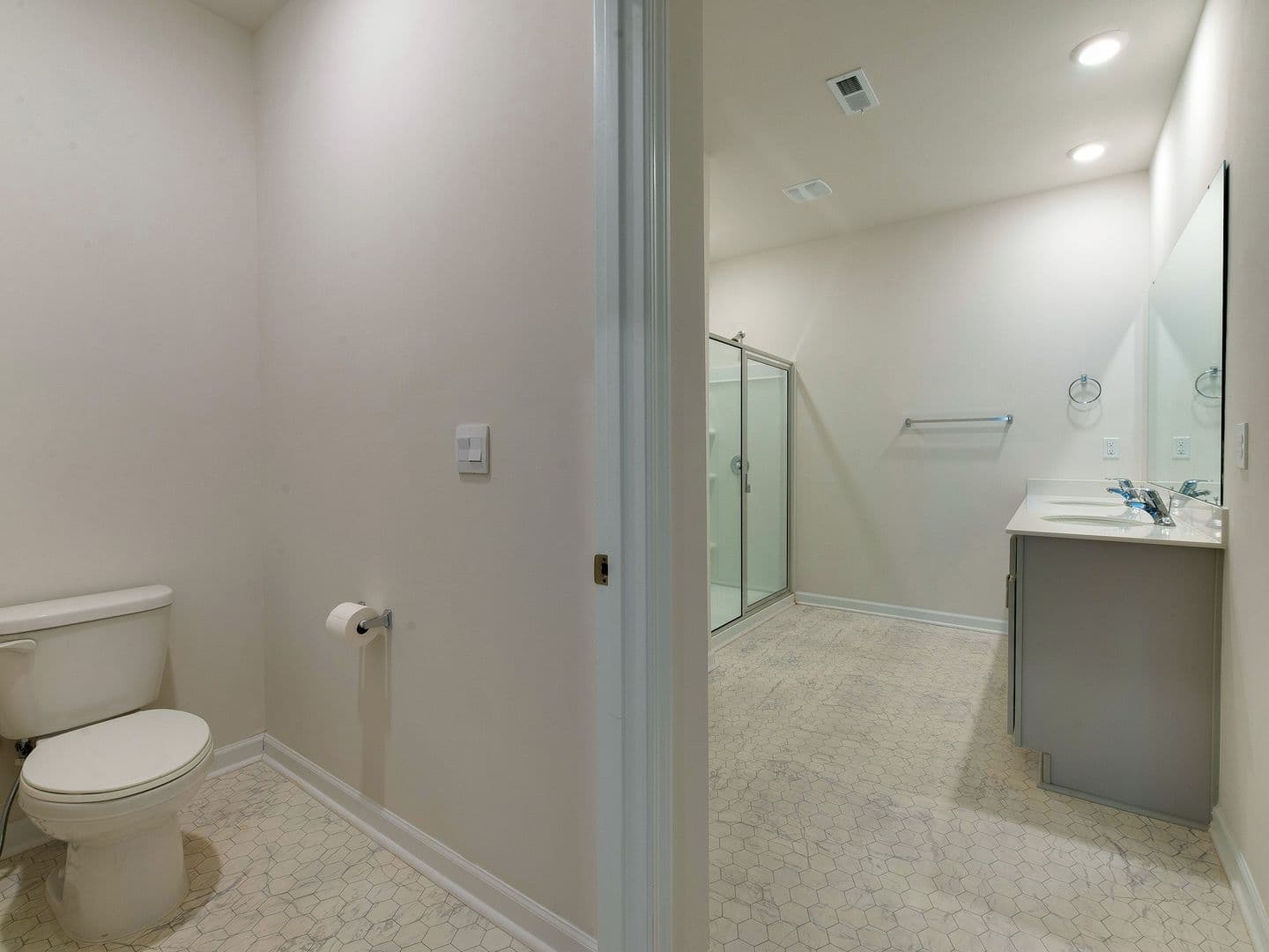 Mount Holly House: 3721 Stanley Creek Dr.