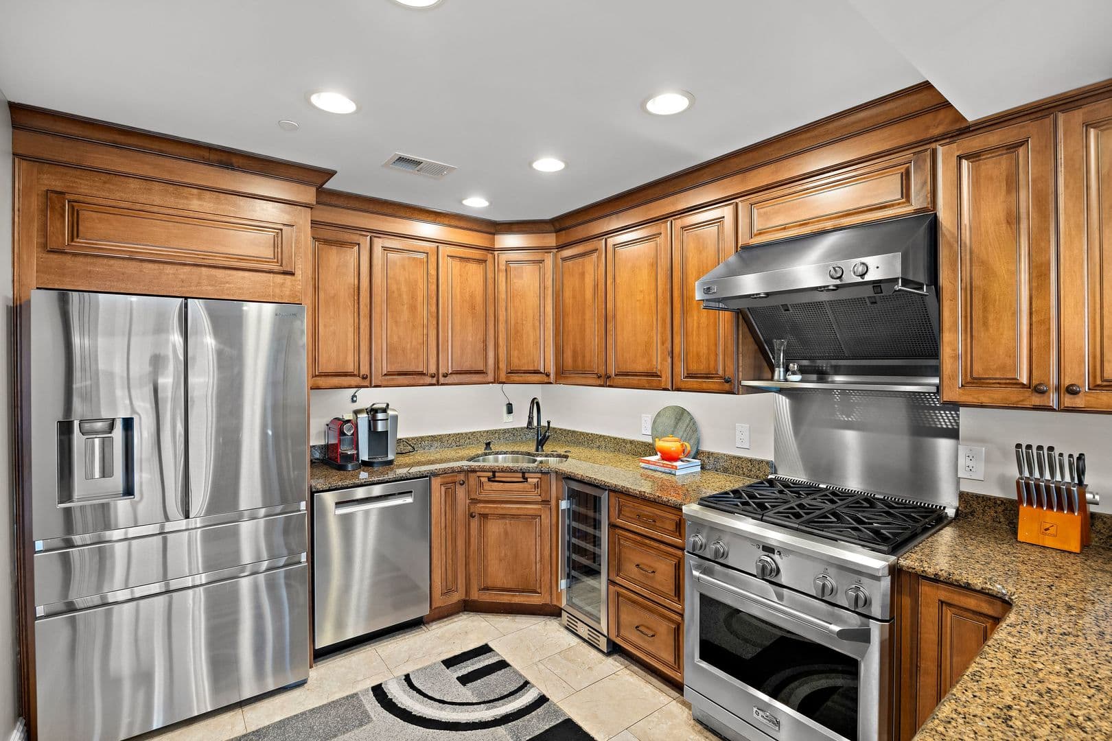 Charlotte Condo: 520 E. Martin Luther King Blvd. #1103