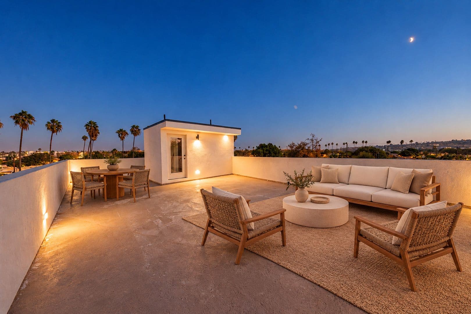 Los Angeles Apartment: 3442 West Blvd