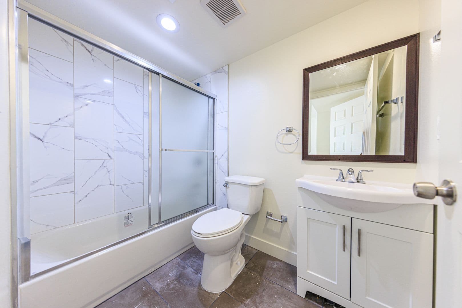 Los Angeles Townhome: 1652 Murchison St