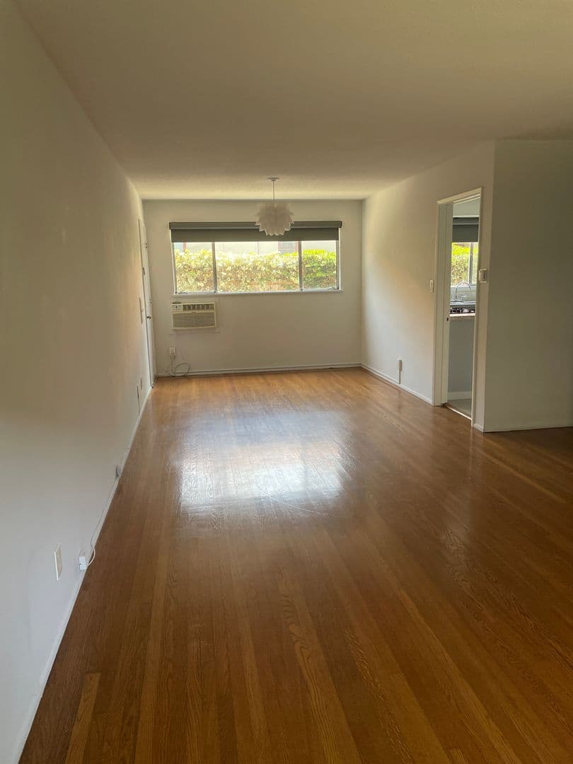 Pasadena Apartment: 295 W California Blvd