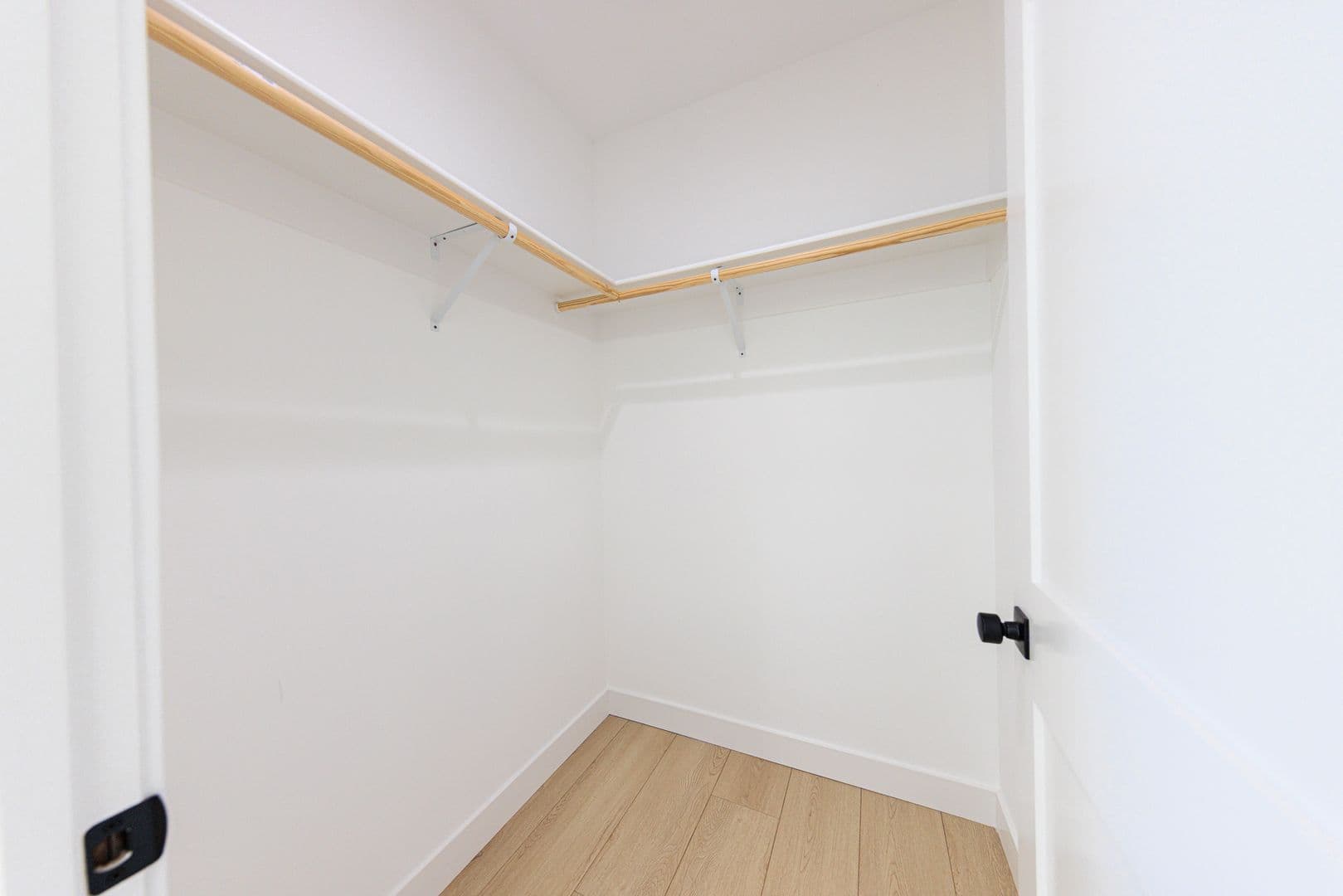 Los Angeles Apartment: 1021 S. Citrus Ave.