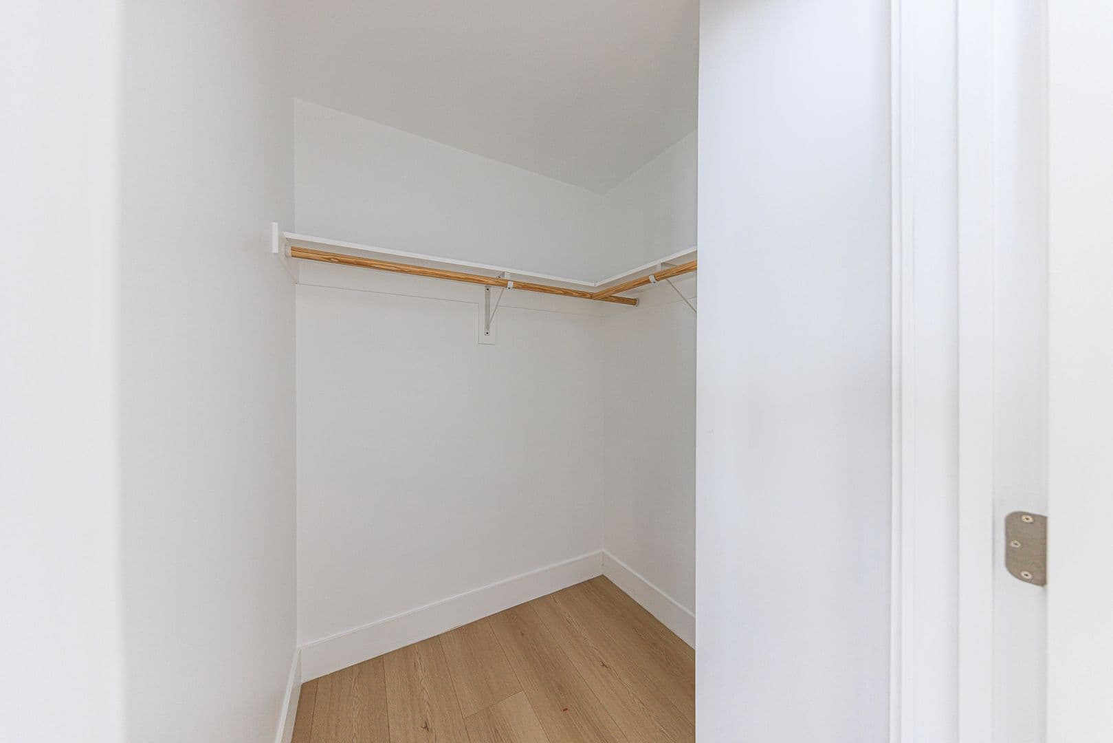 Los Angeles Apartment: 1015 S. Citrus Ave
