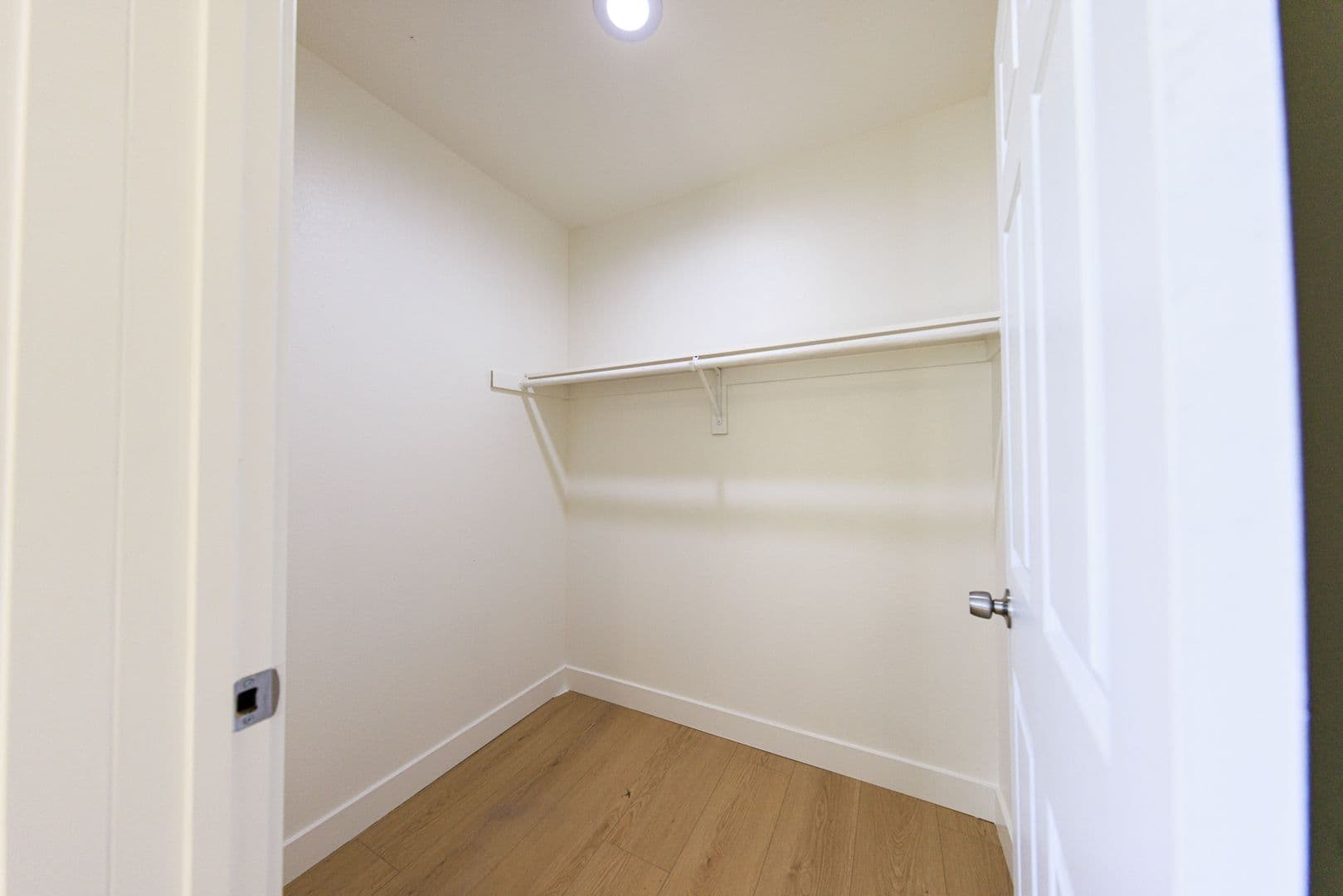 Los Angeles Townhome: 1652 Murchison St
