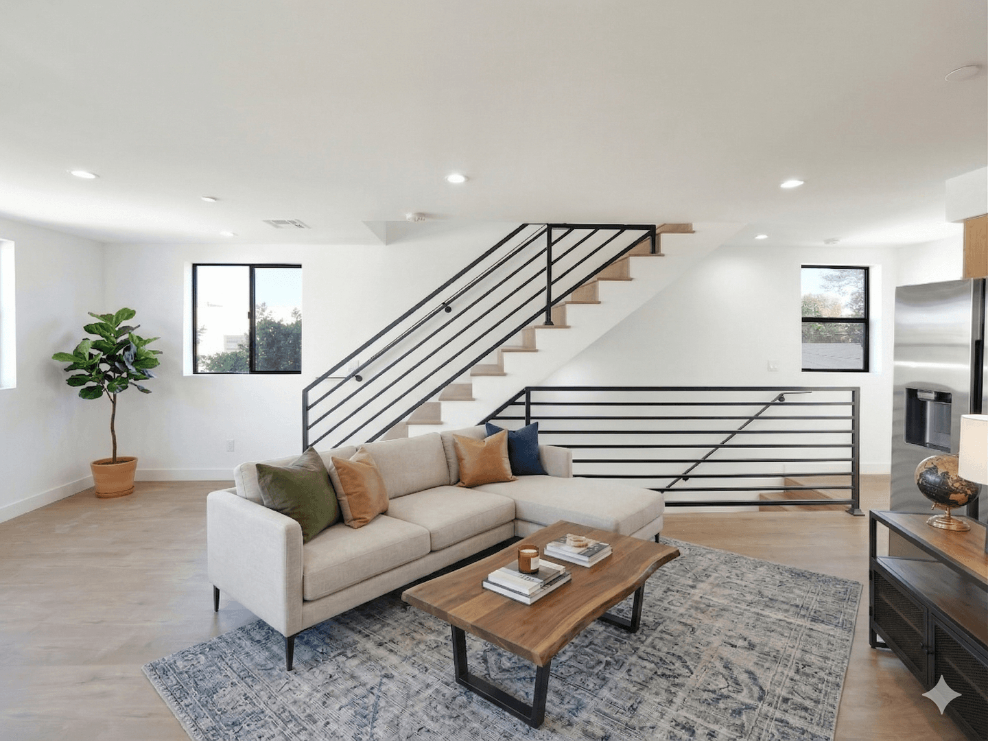 Los Angeles Apartment: 1856 S. Redondo Blvd