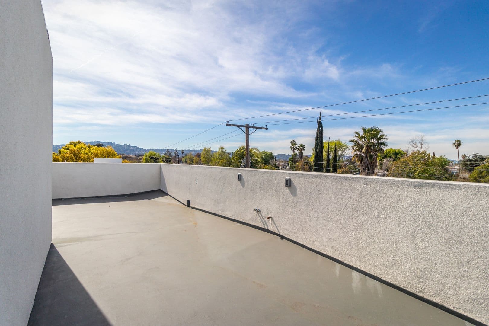 North Hollywood Townhome: 5132 Riverton Ave