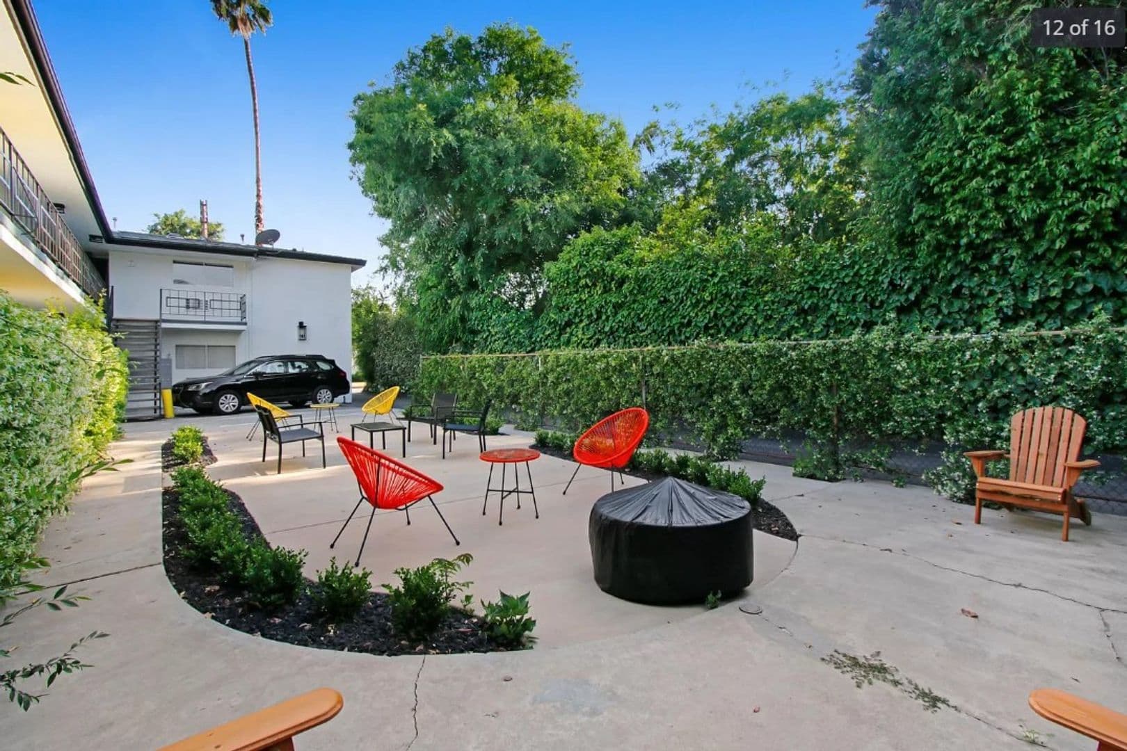 Burbank Apartment: 2001 Peyton Ave