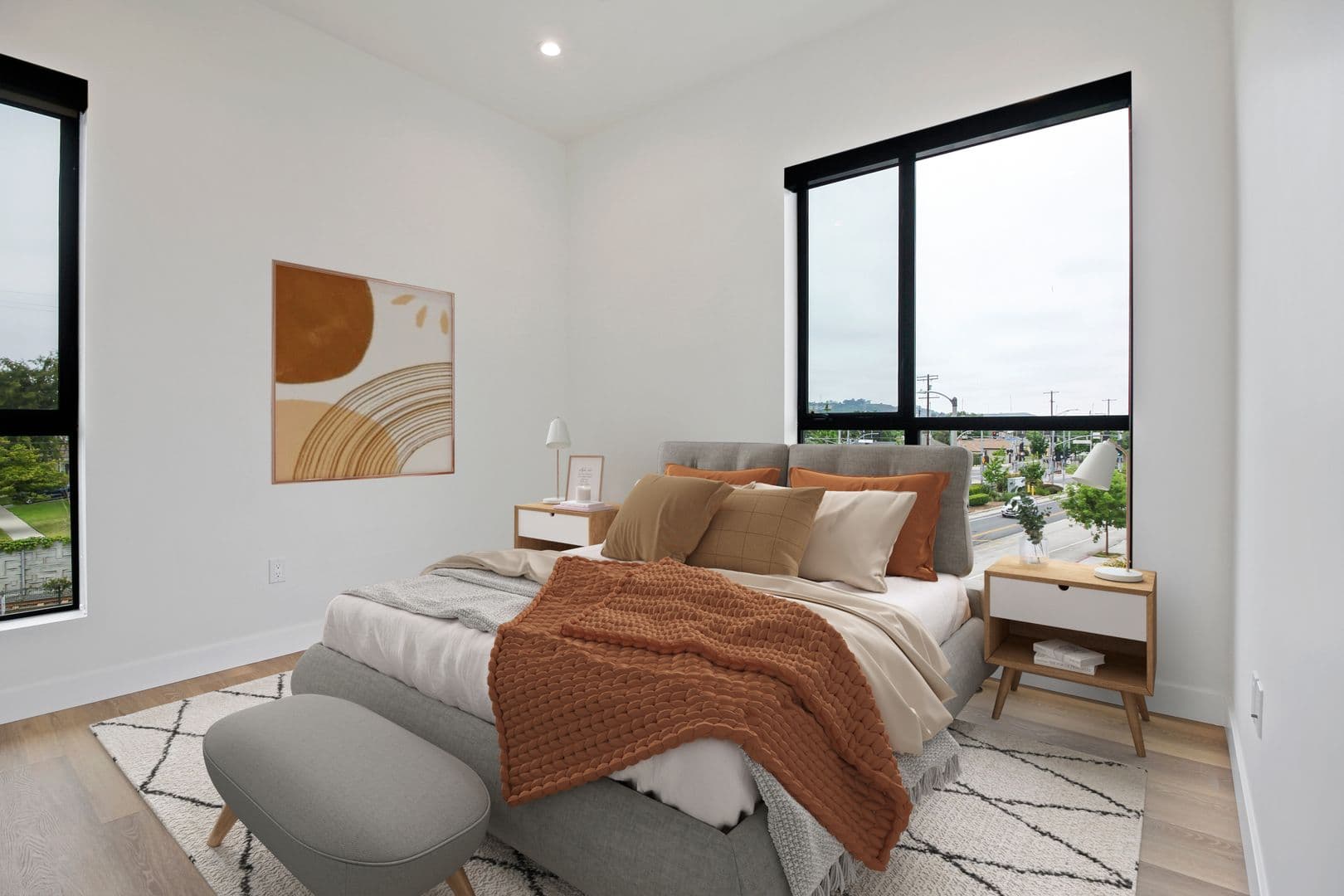 Los Angeles Apartment: 3460 Virginia Rd